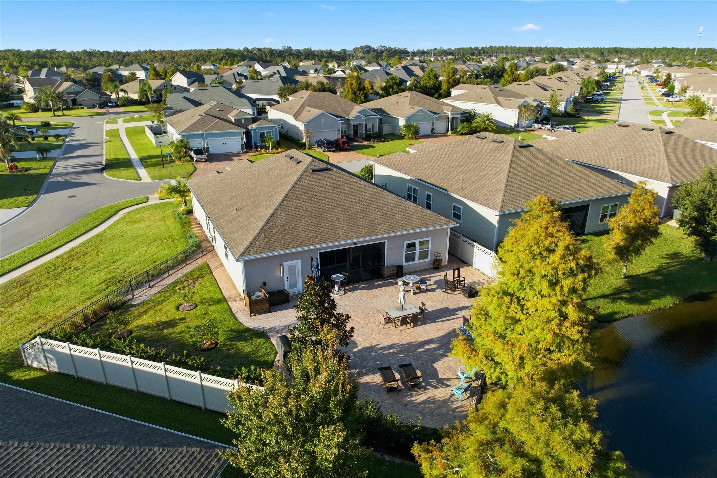 Image 37 of 45 For 20 Trumpco Dr