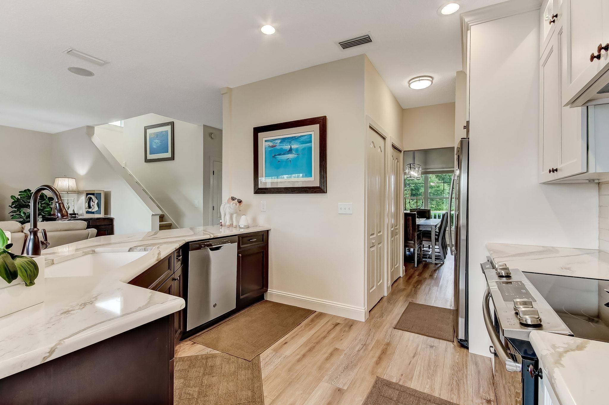 Image 21 of 66 For 644 Sun Down Cir-home + Buildable