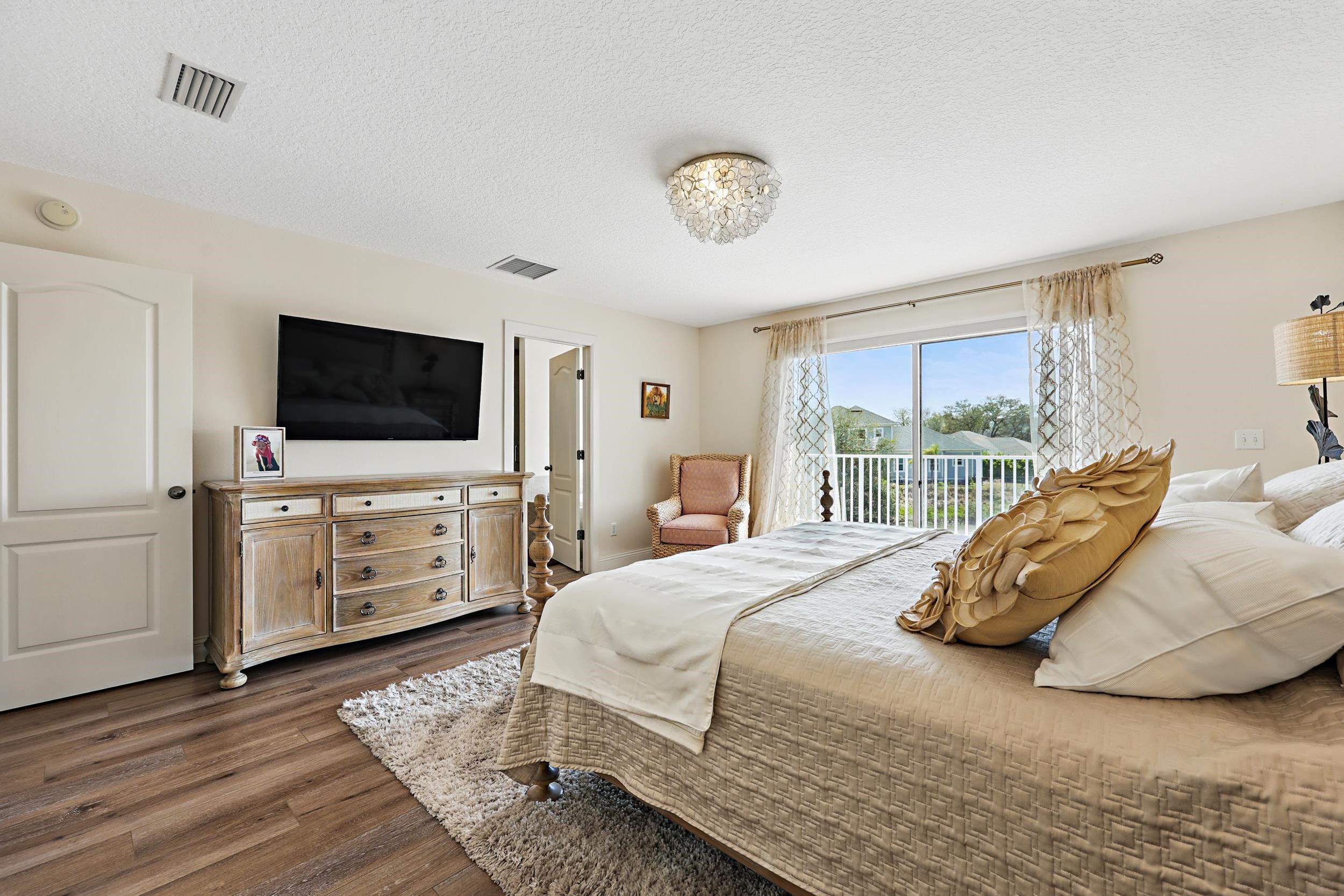 Image 33 of 66 For 644 Sun Down Cir-home + Buildable