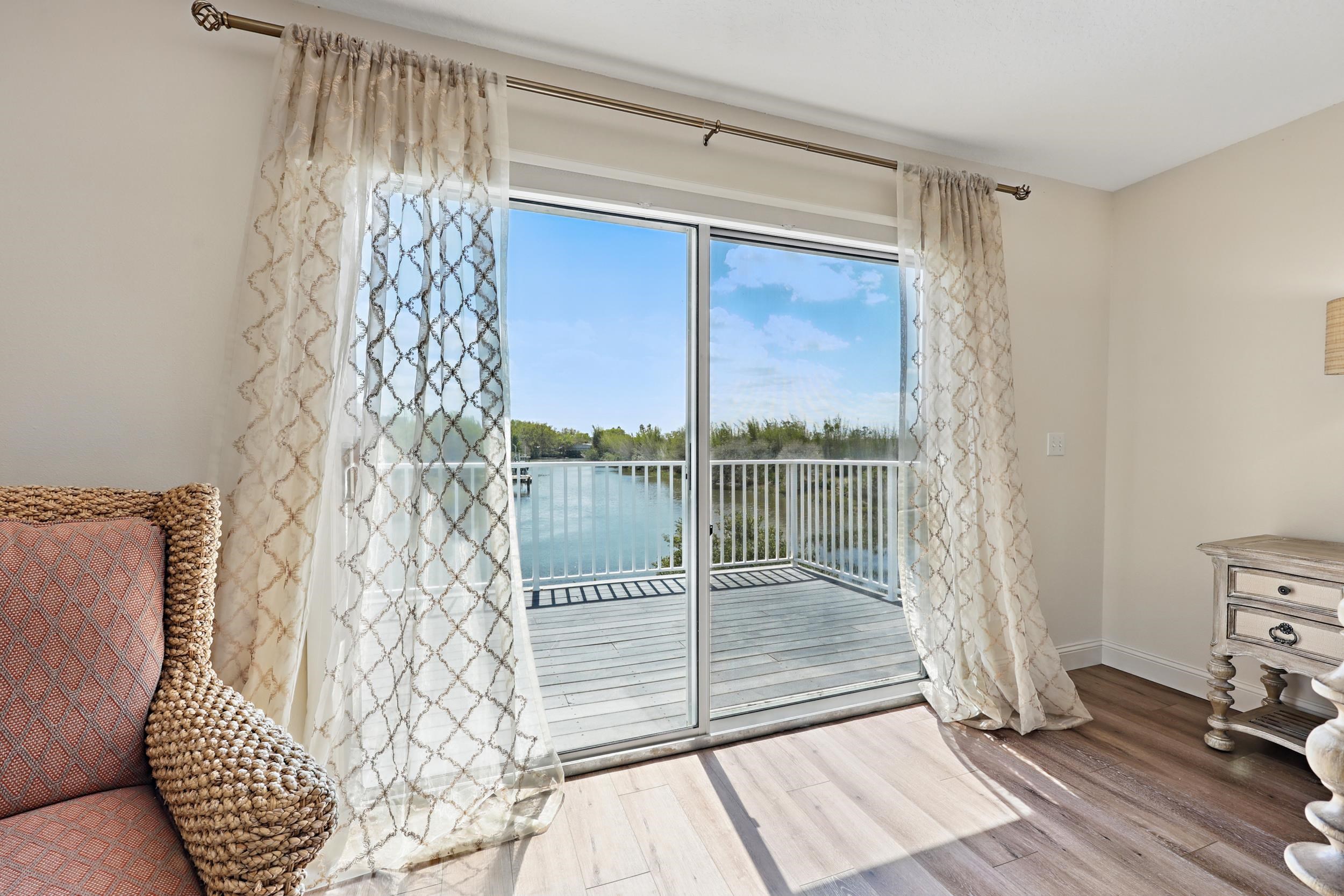 Image 35 of 66 For 644 Sun Down Cir-home + Buildable