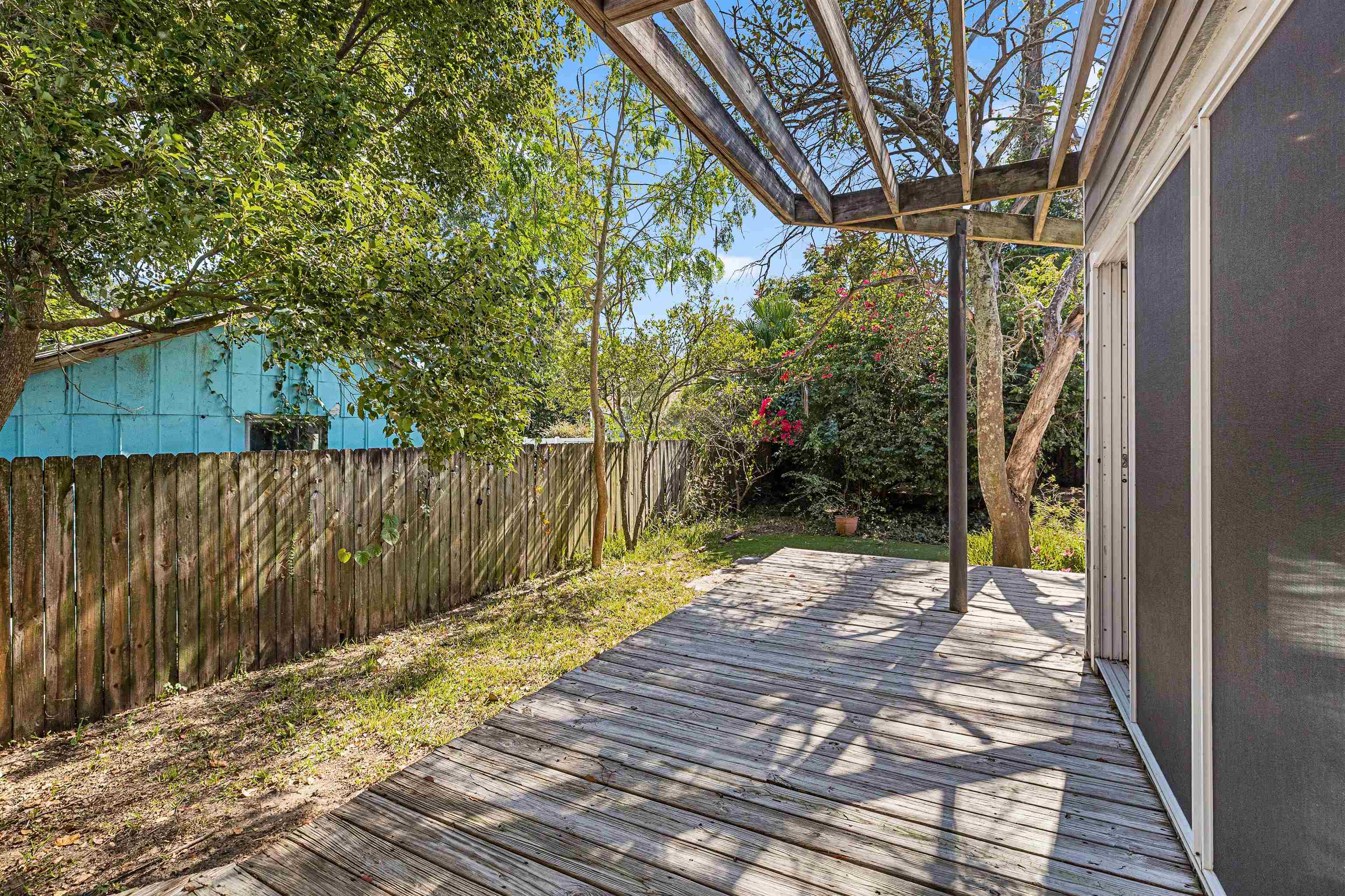 Image 36 of 54 For 5 Carey St.  