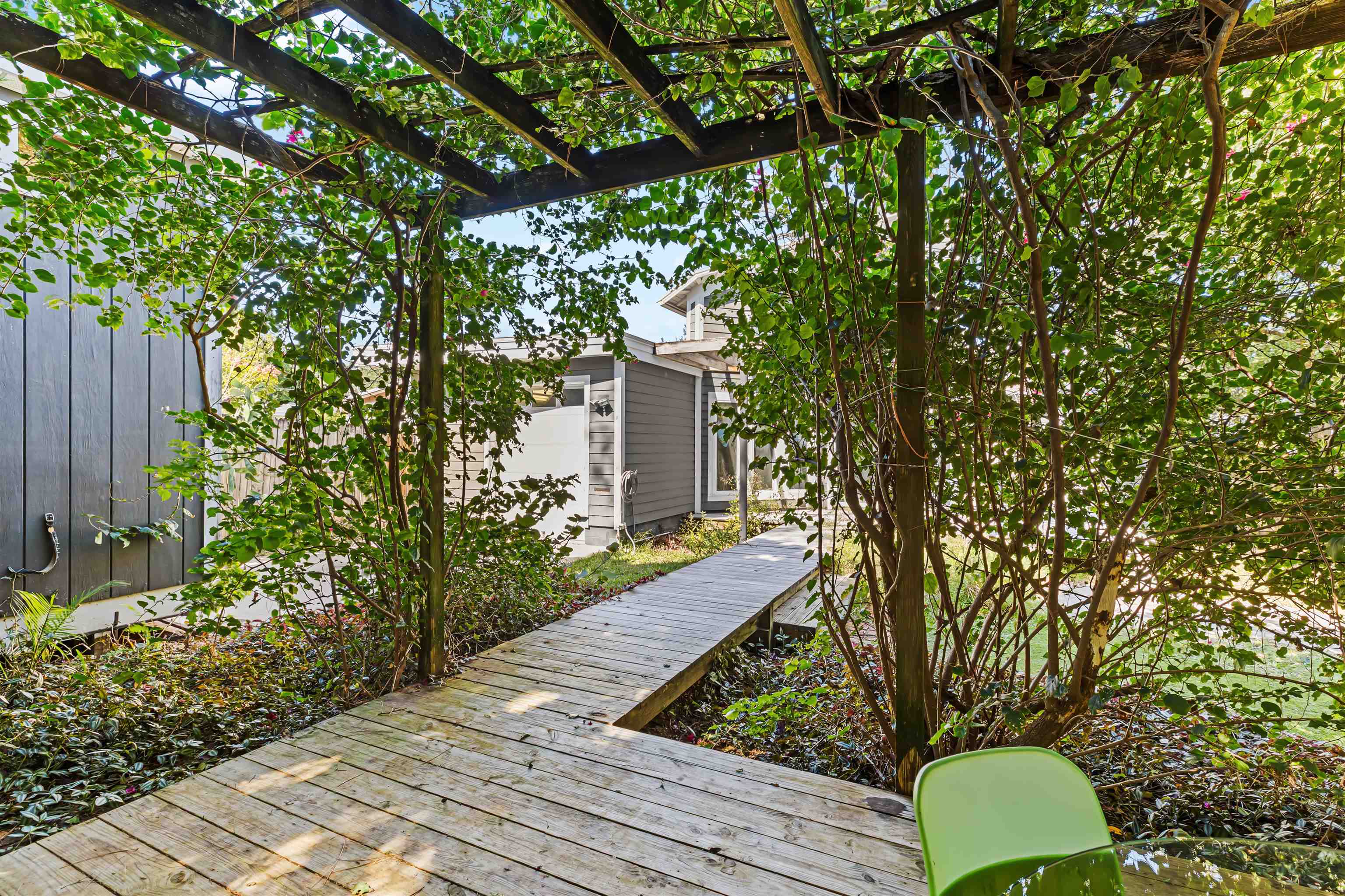 Image 37 of 54 For 5 Carey St.  