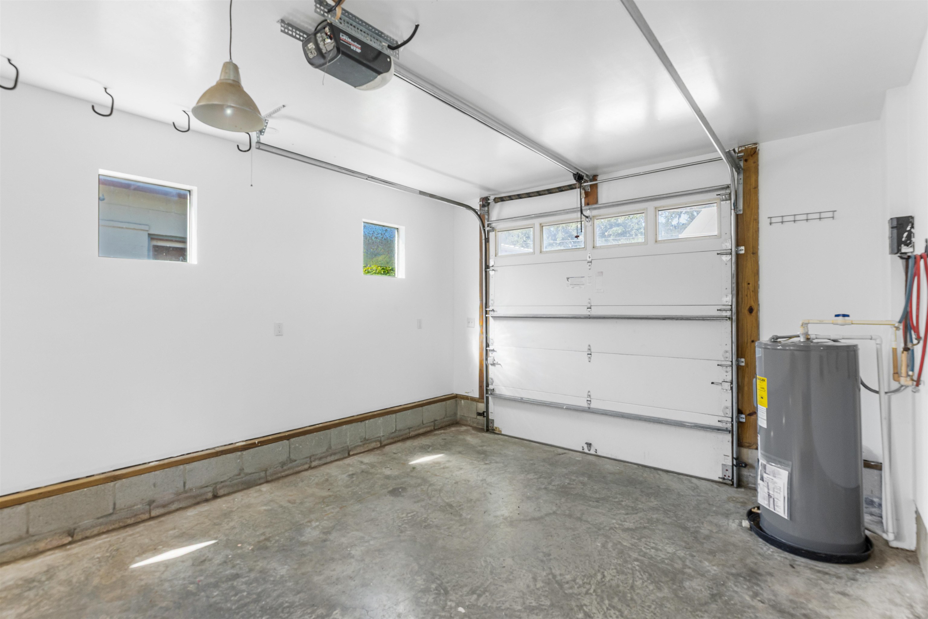 Image 42 of 54 For 5 Carey St.  