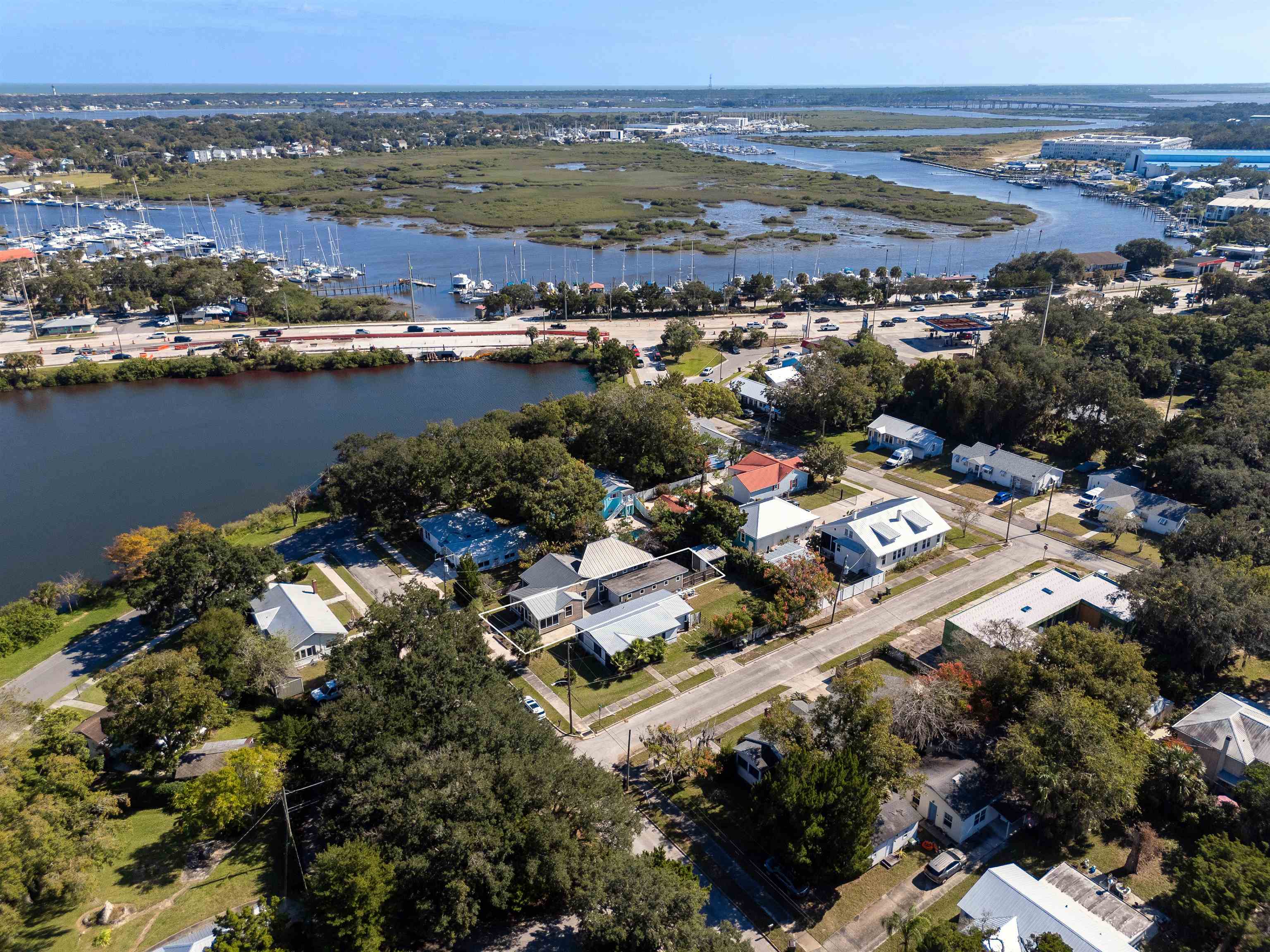 Image 44 of 54 For 5 Carey St.  