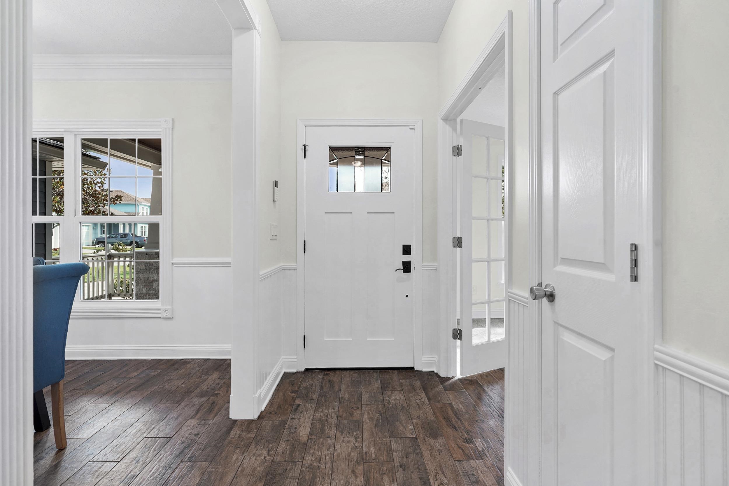 Image 11 of 49 For 752 Tides End Dr