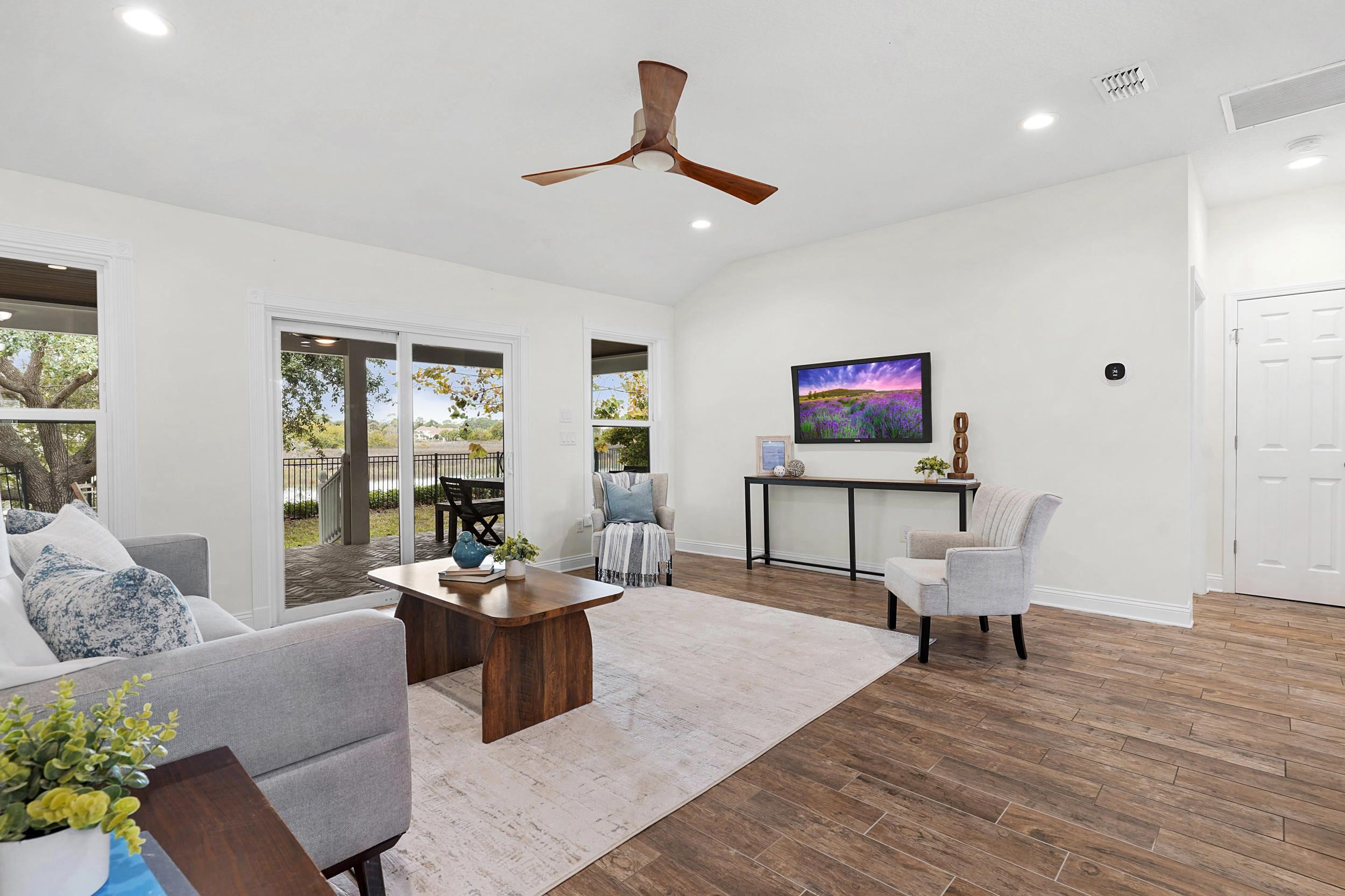 Image 20 of 49 For 752 Tides End Dr