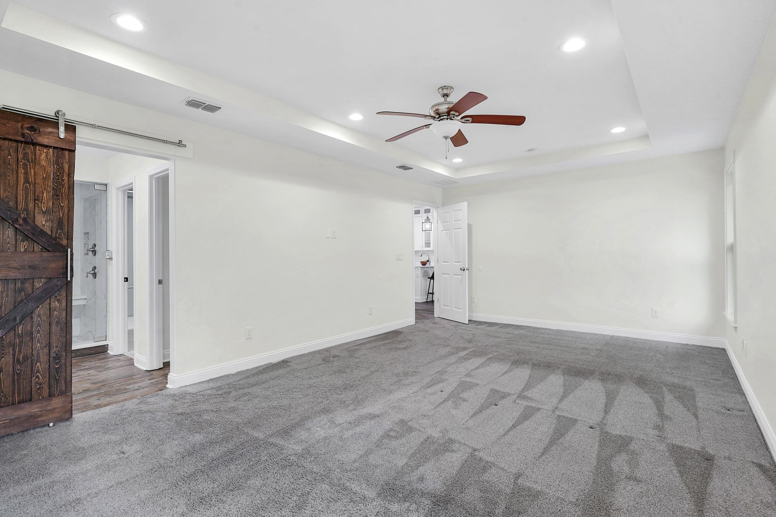 Image 23 of 49 For 752 Tides End Dr