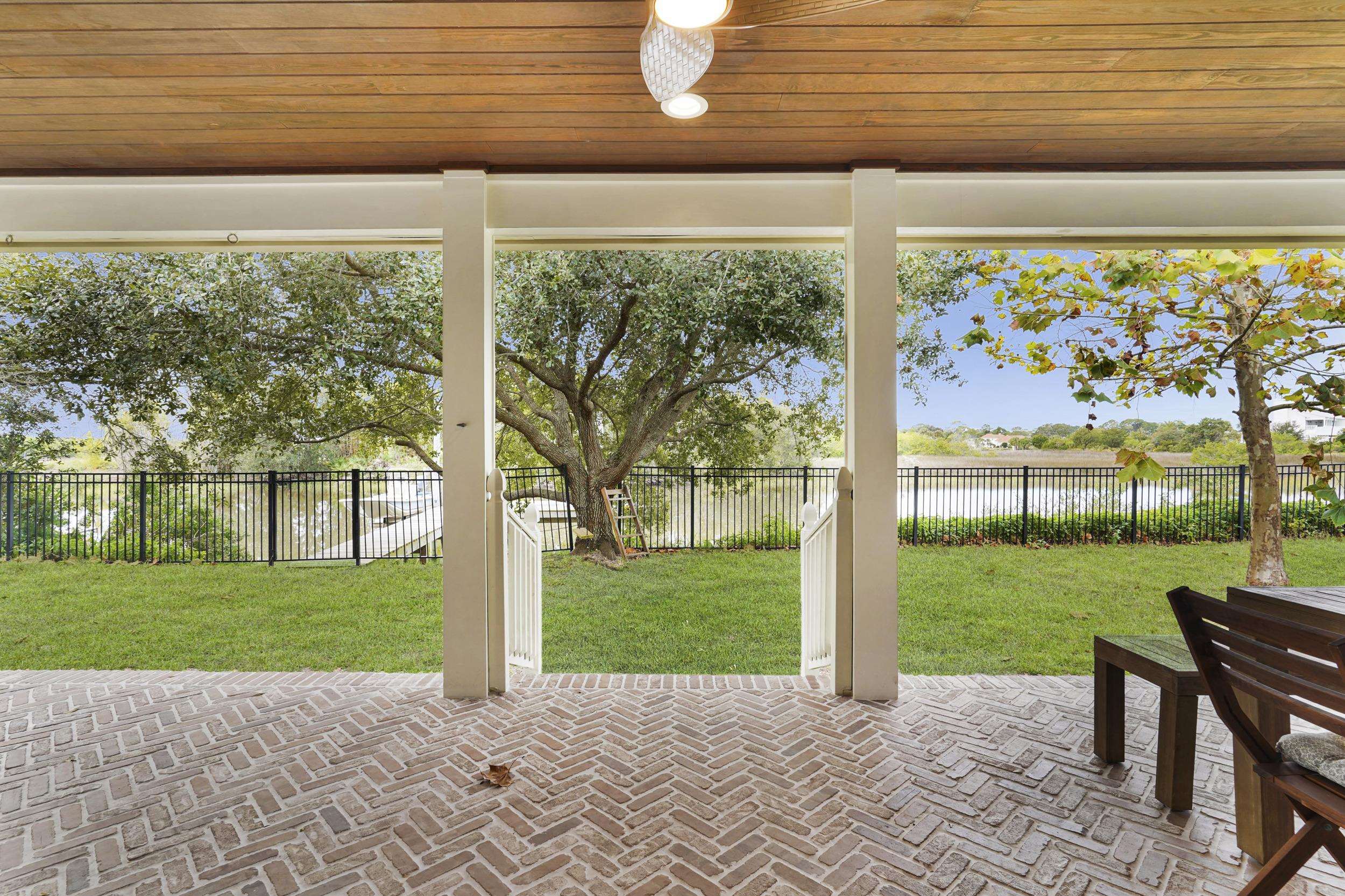 Image 35 of 49 For 752 Tides End Dr