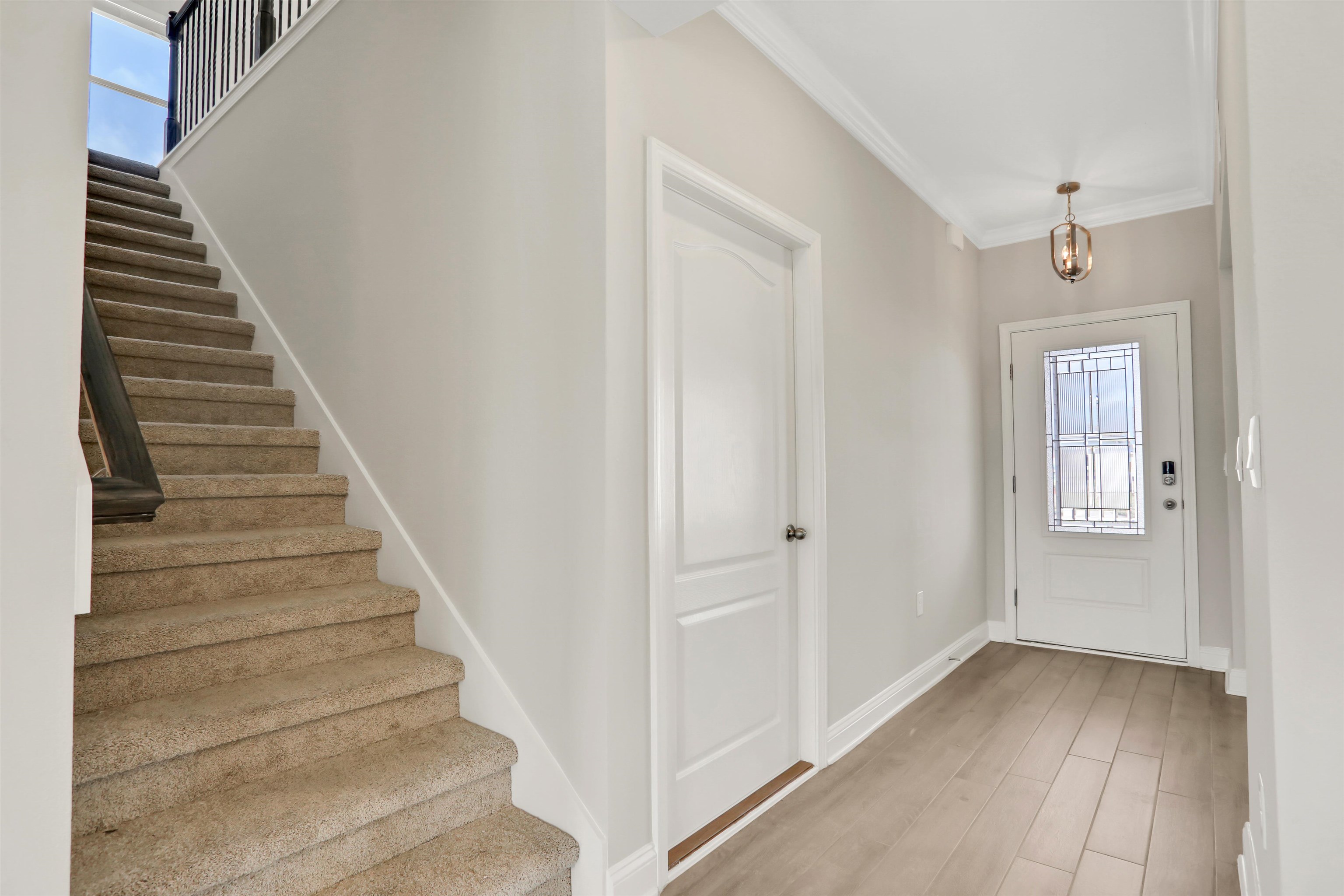 Image 13 of 39 For 92 Huesca Ct