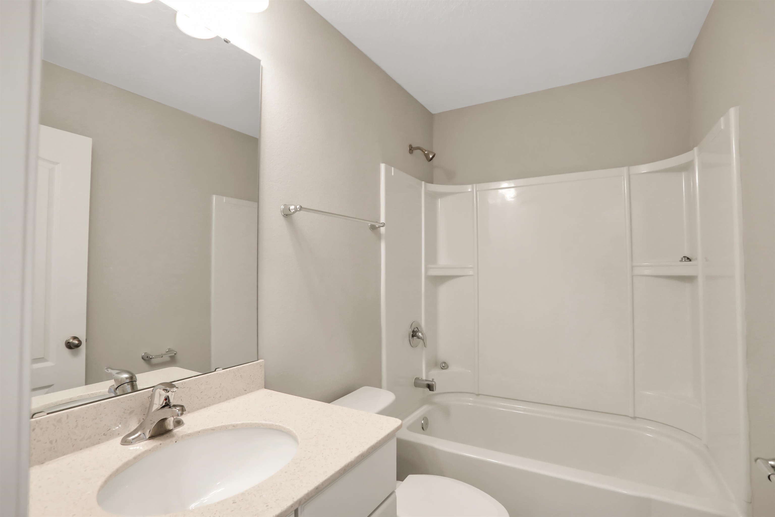 Image 18 of 39 For 92 Huesca Ct