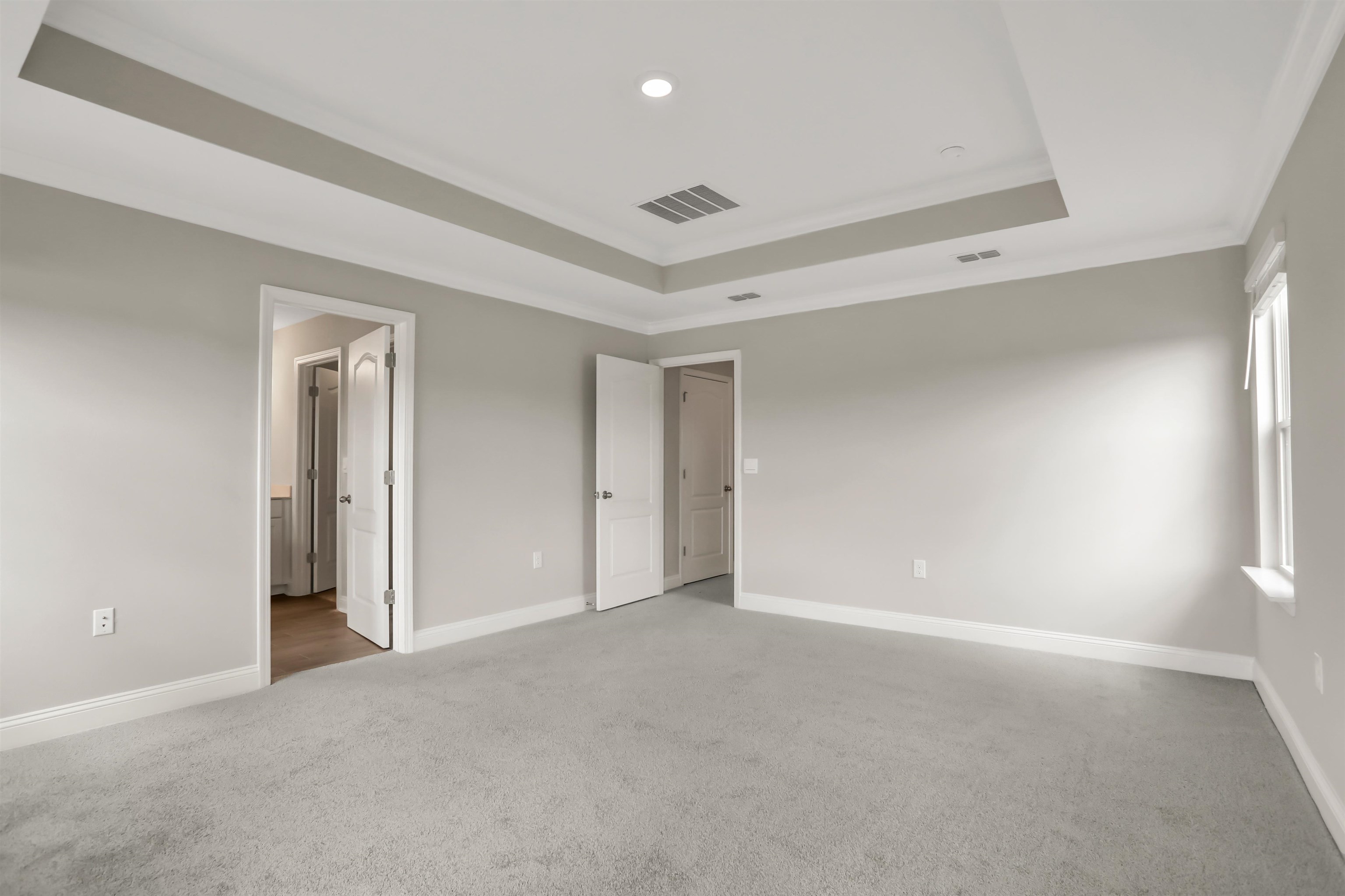 Image 24 of 39 For 92 Huesca Ct