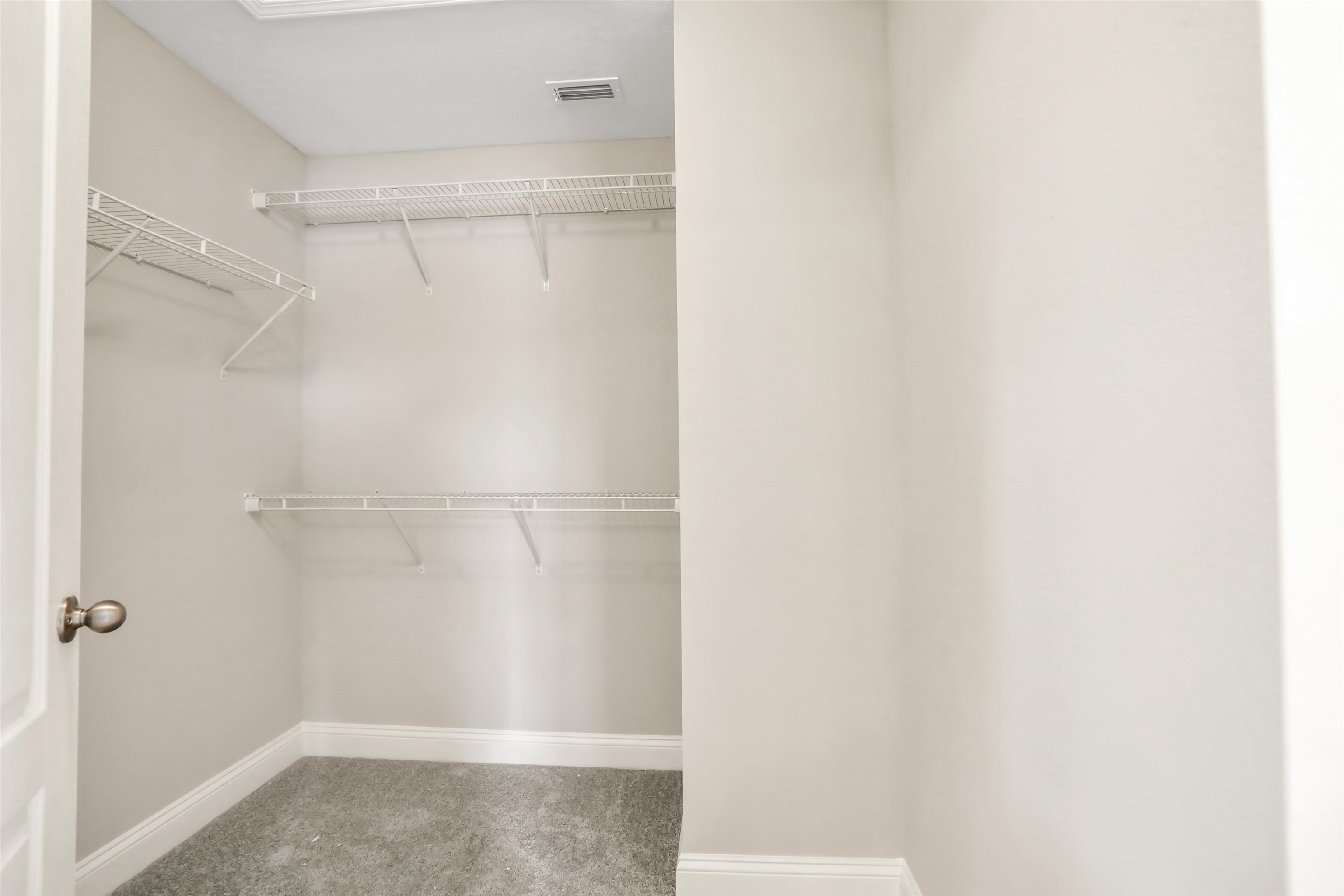 Image 28 of 39 For 92 Huesca Ct