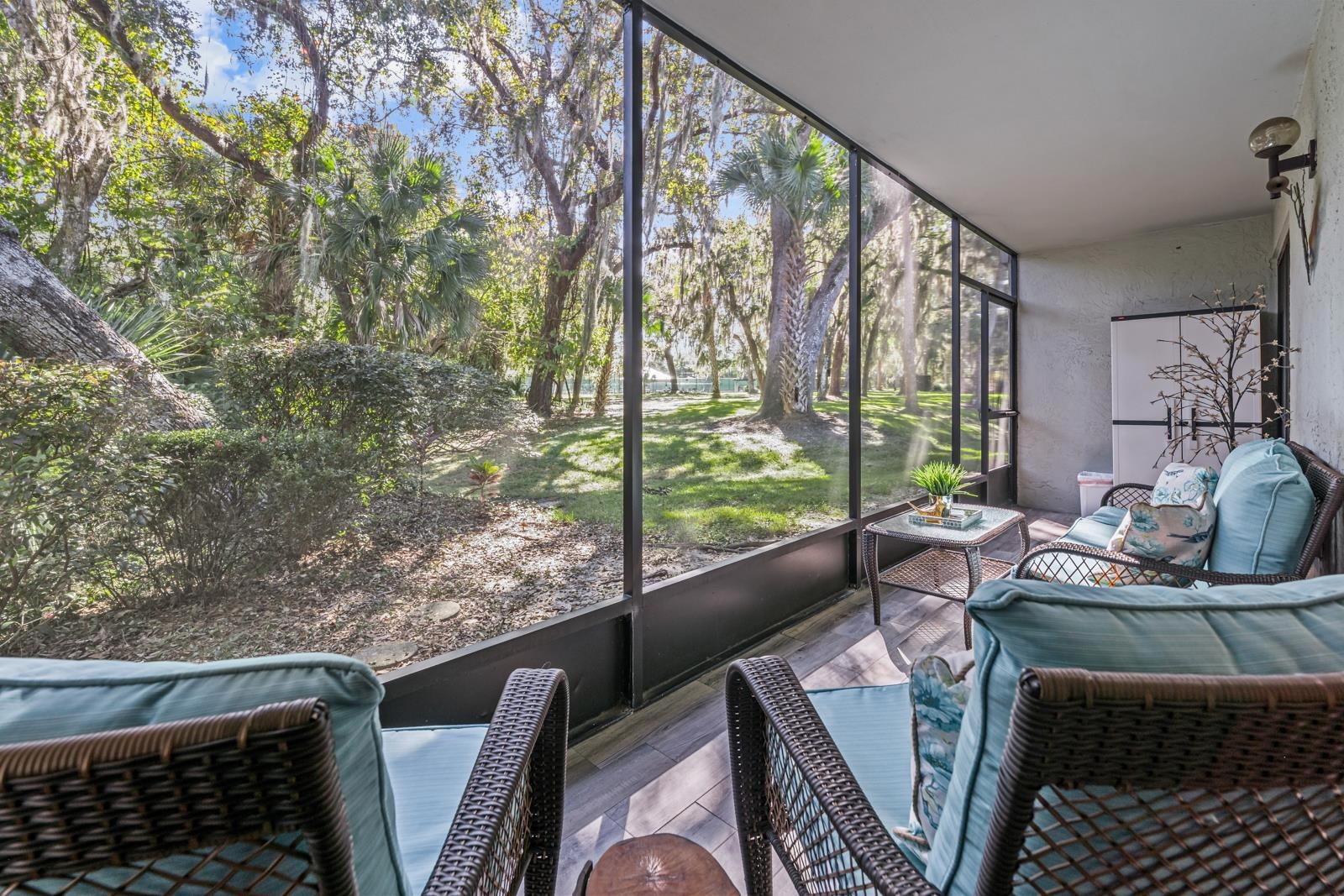 Image 26 of 52 For 37 Alcira Ct