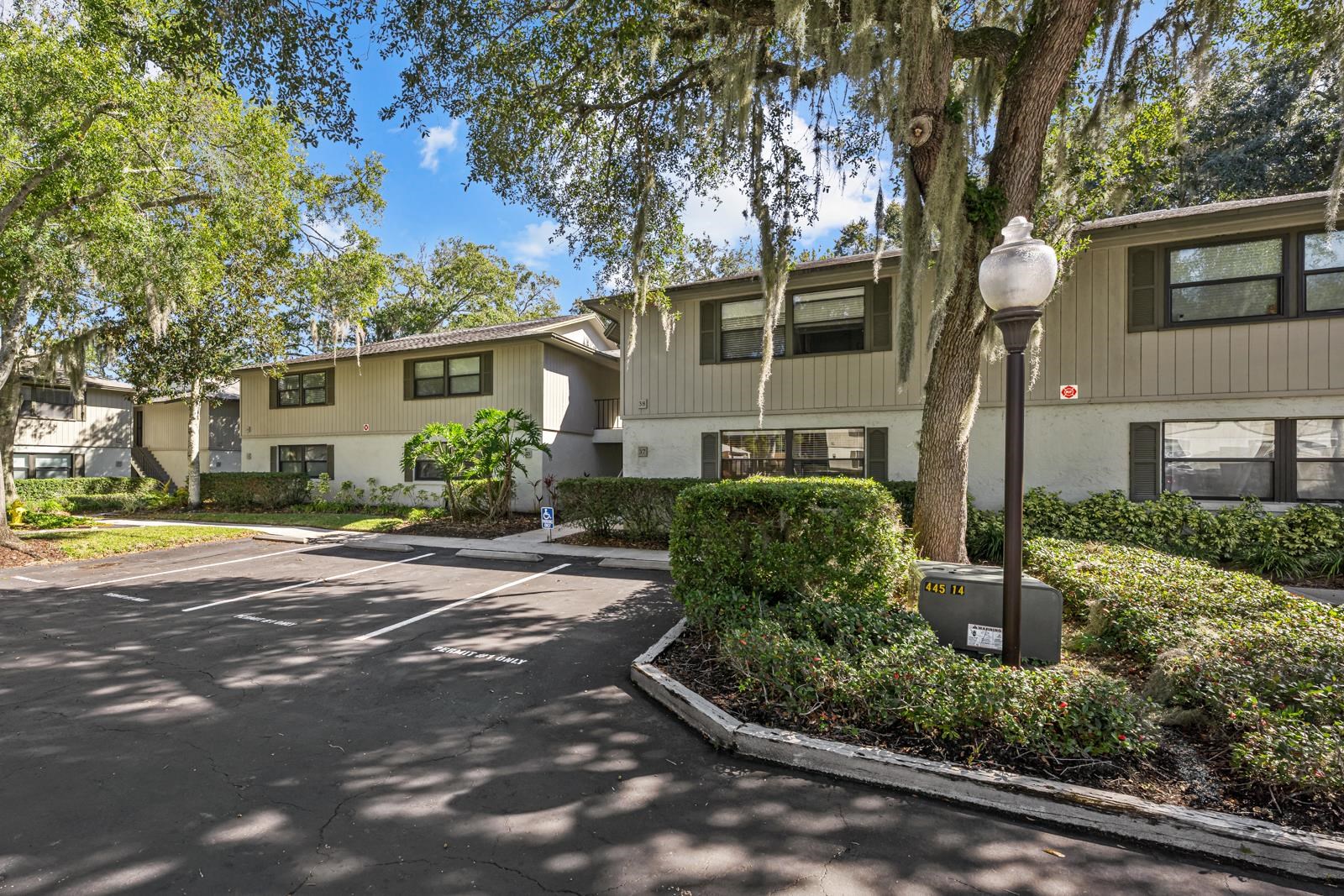 Image 34 of 52 For 37 Alcira Ct