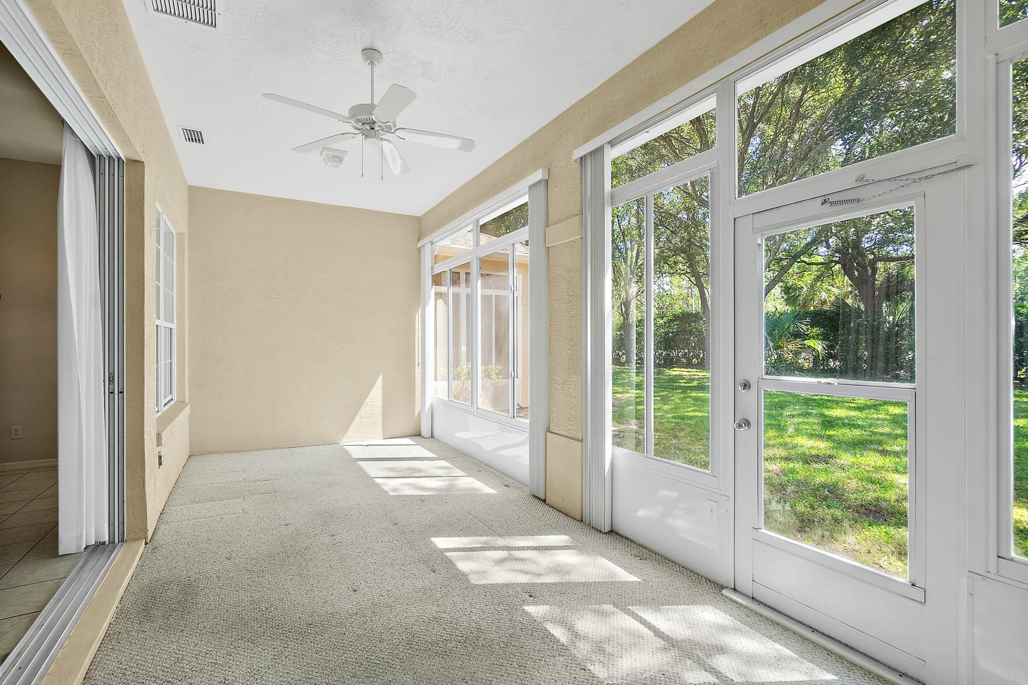 Image 16 of 33 For 10 Chatham Pl