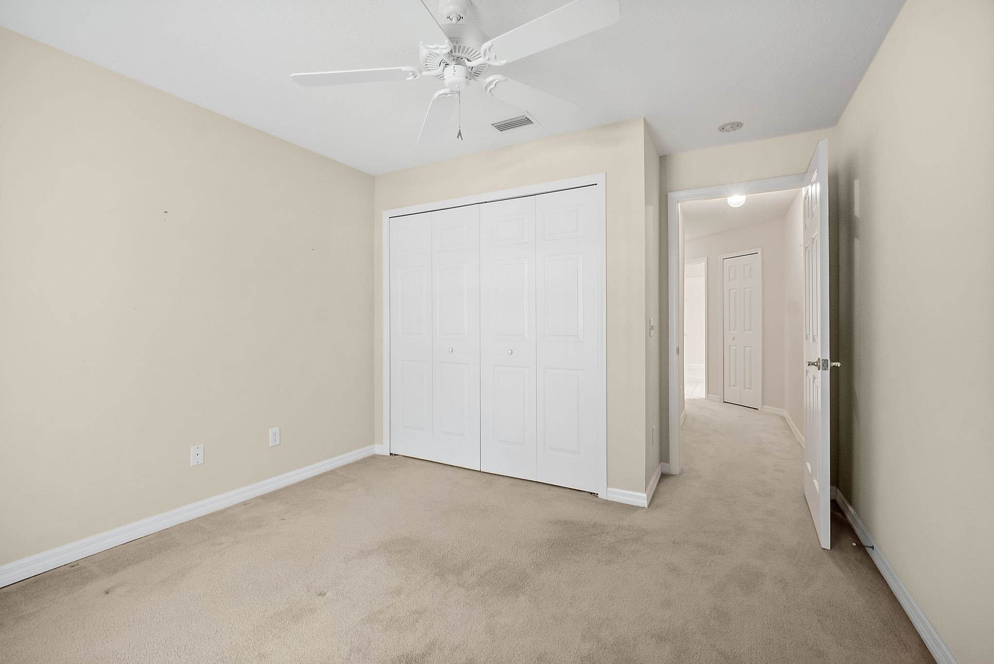 Image 23 of 33 For 10 Chatham Pl