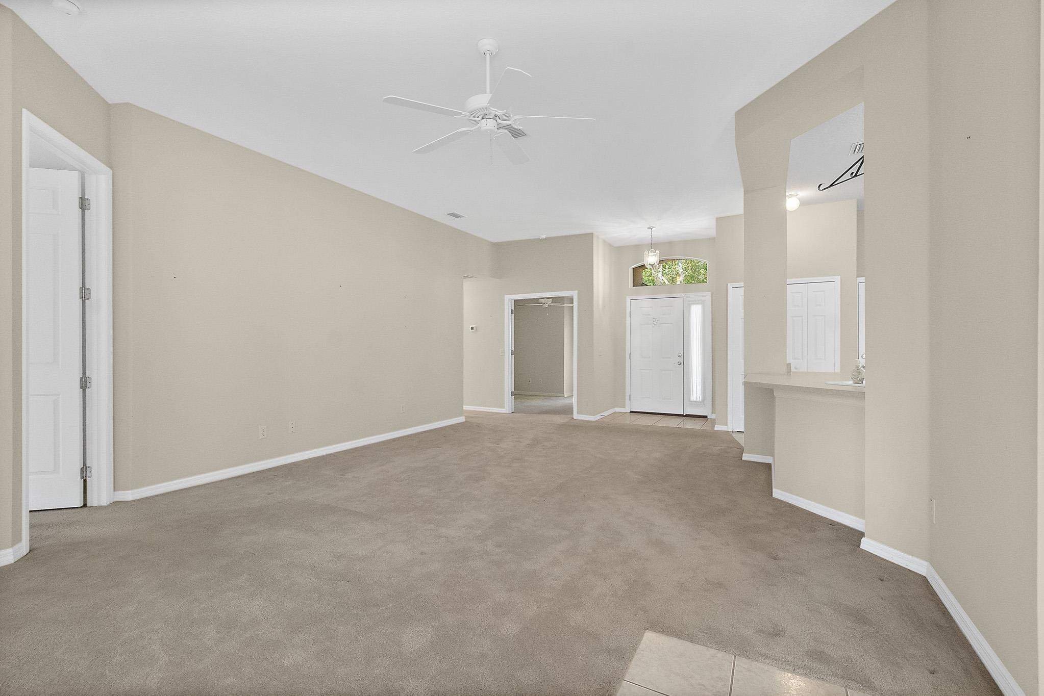 Image 8 of 33 For 10 Chatham Pl