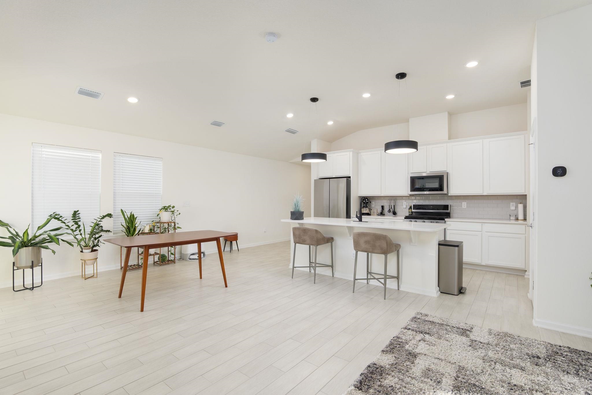 Image 16 of 43 For 28 Peace River Rd