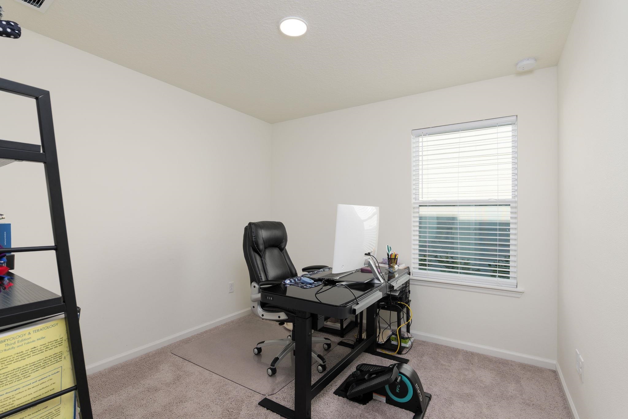 Image 27 of 43 For 28 Peace River Rd