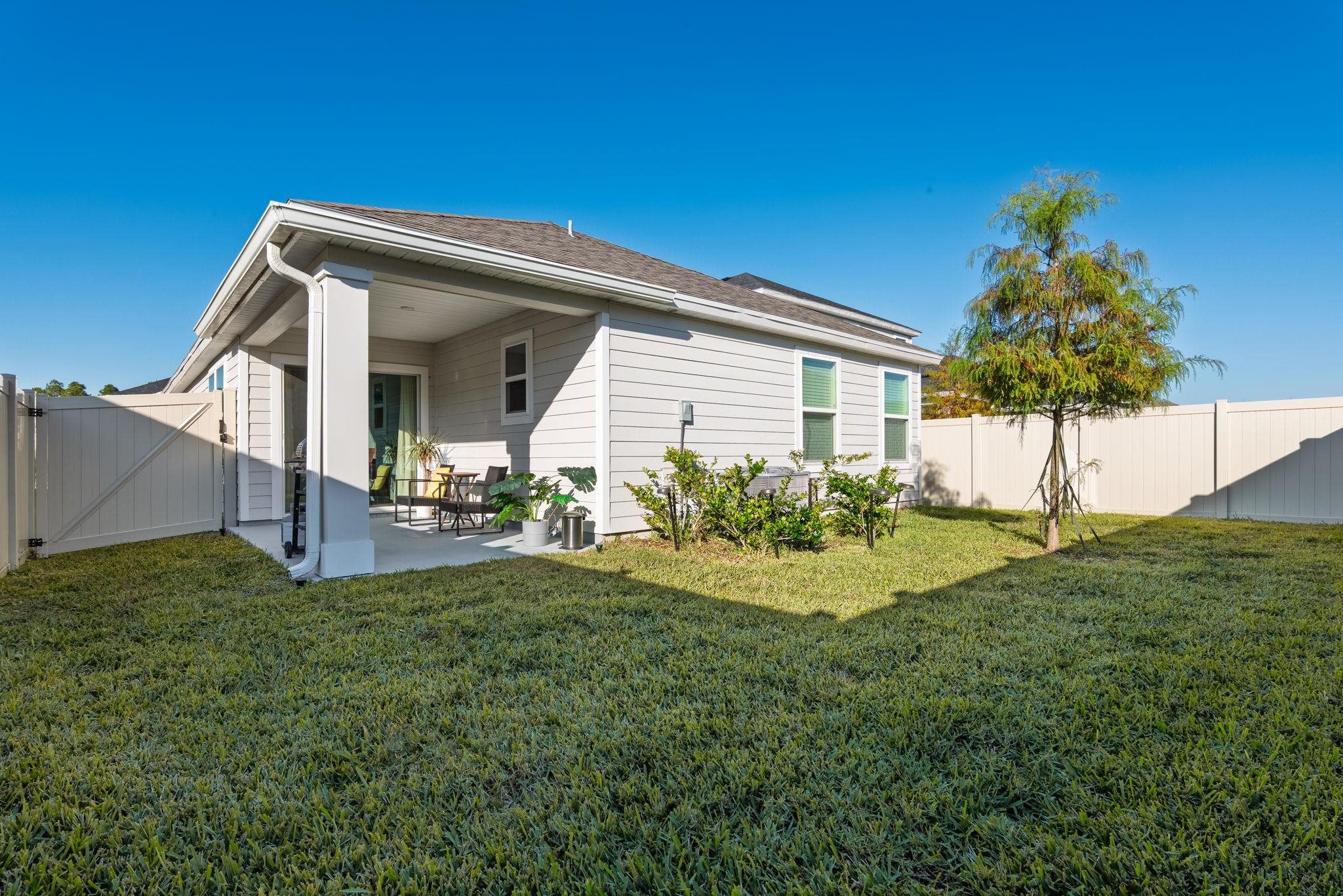 Image 34 of 43 For 28 Peace River Rd