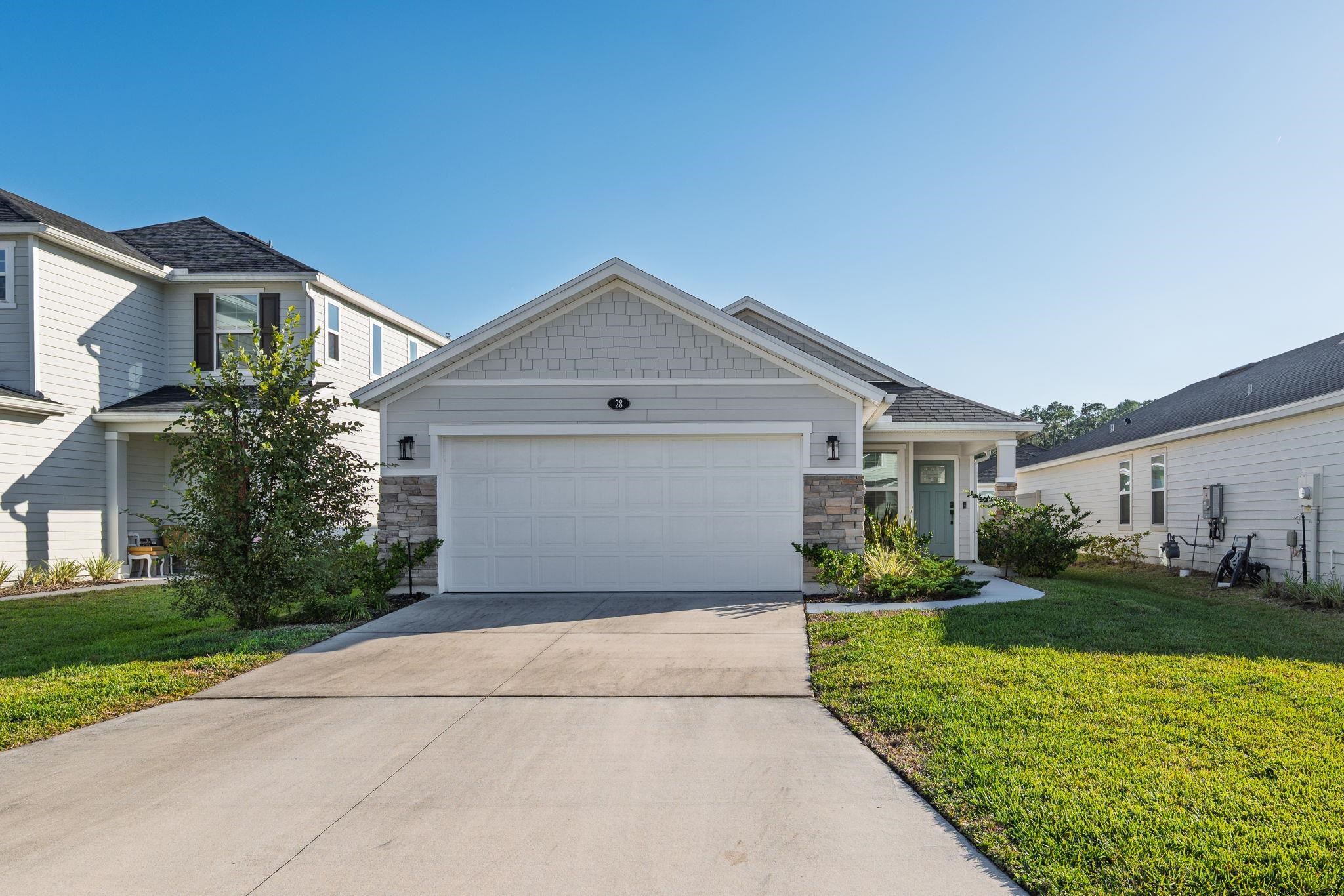 Image 8 of 43 For 28 Peace River Rd