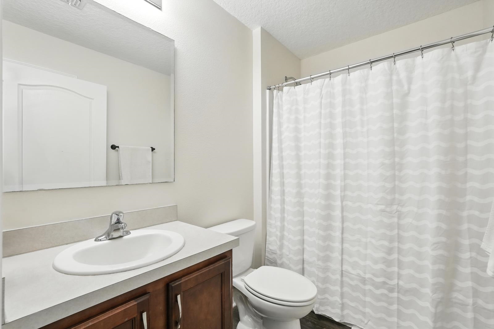 Image 25 of 59 For 119 Fairway Ct