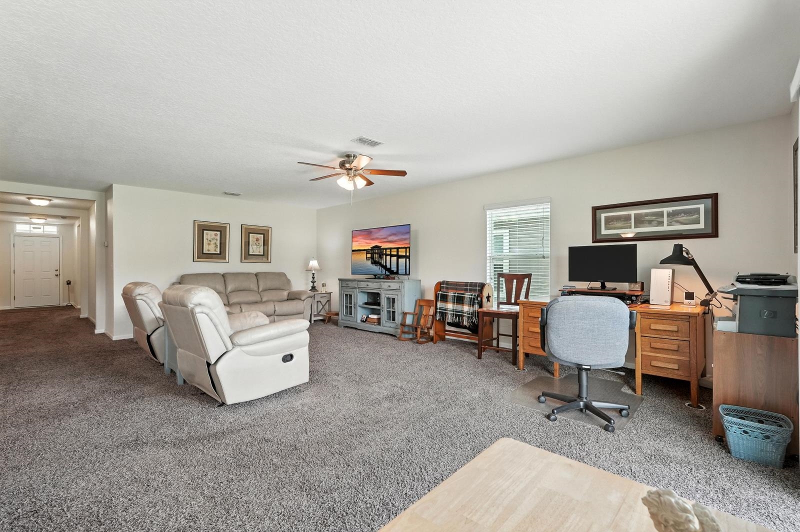 Image 7 of 59 For 119 Fairway Ct