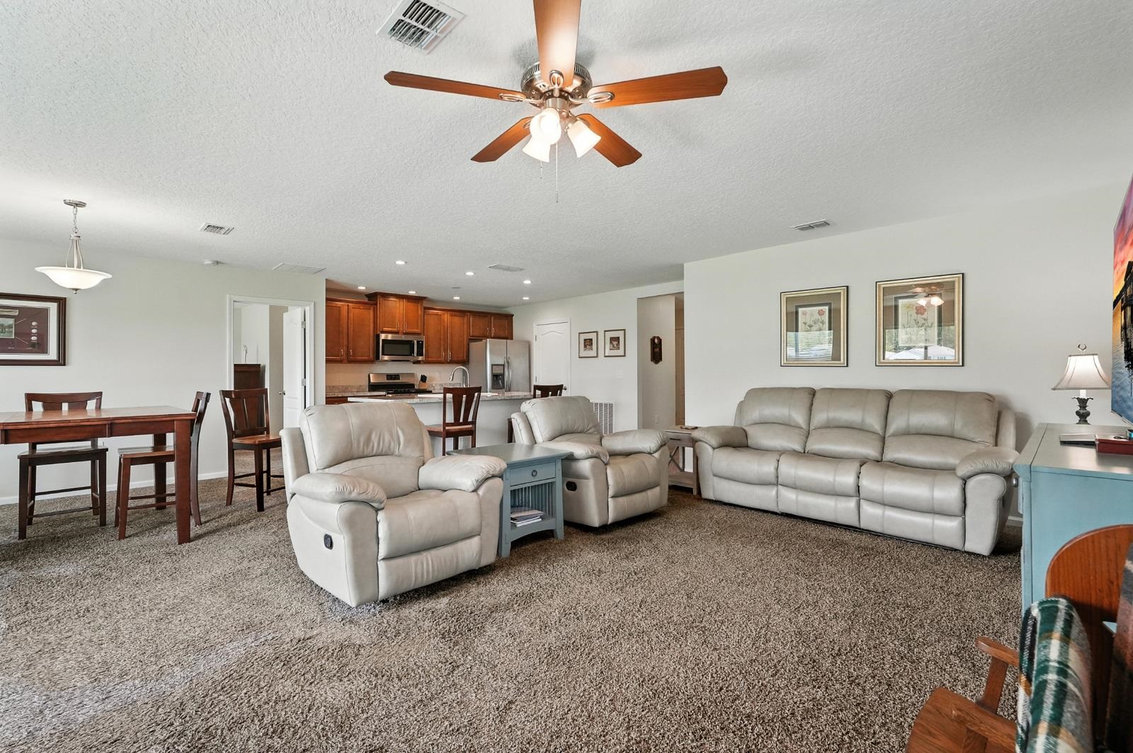 Image 8 of 59 For 119 Fairway Ct