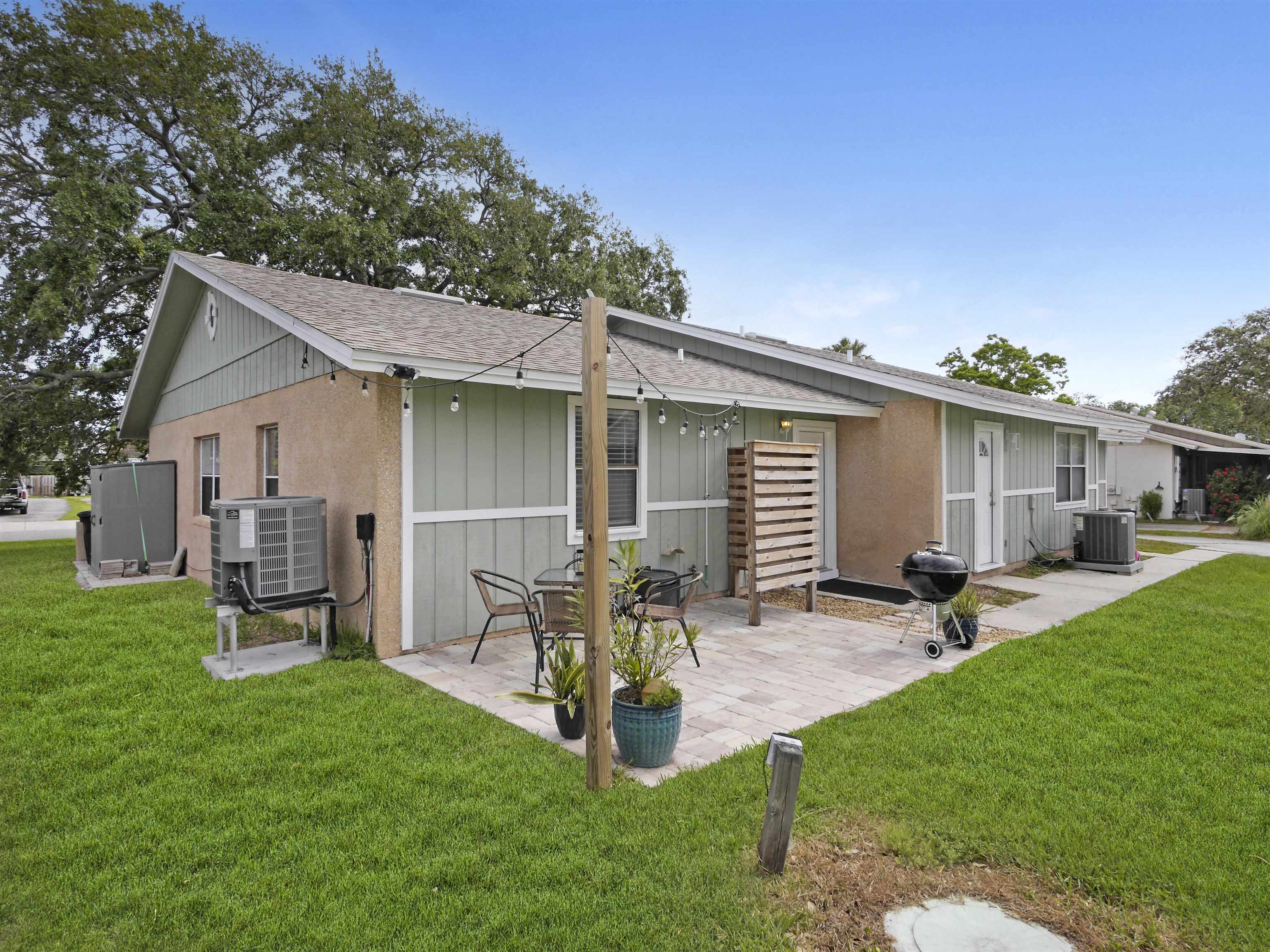 Image 23 of 26 For 129 Rio Del Mar Street  C