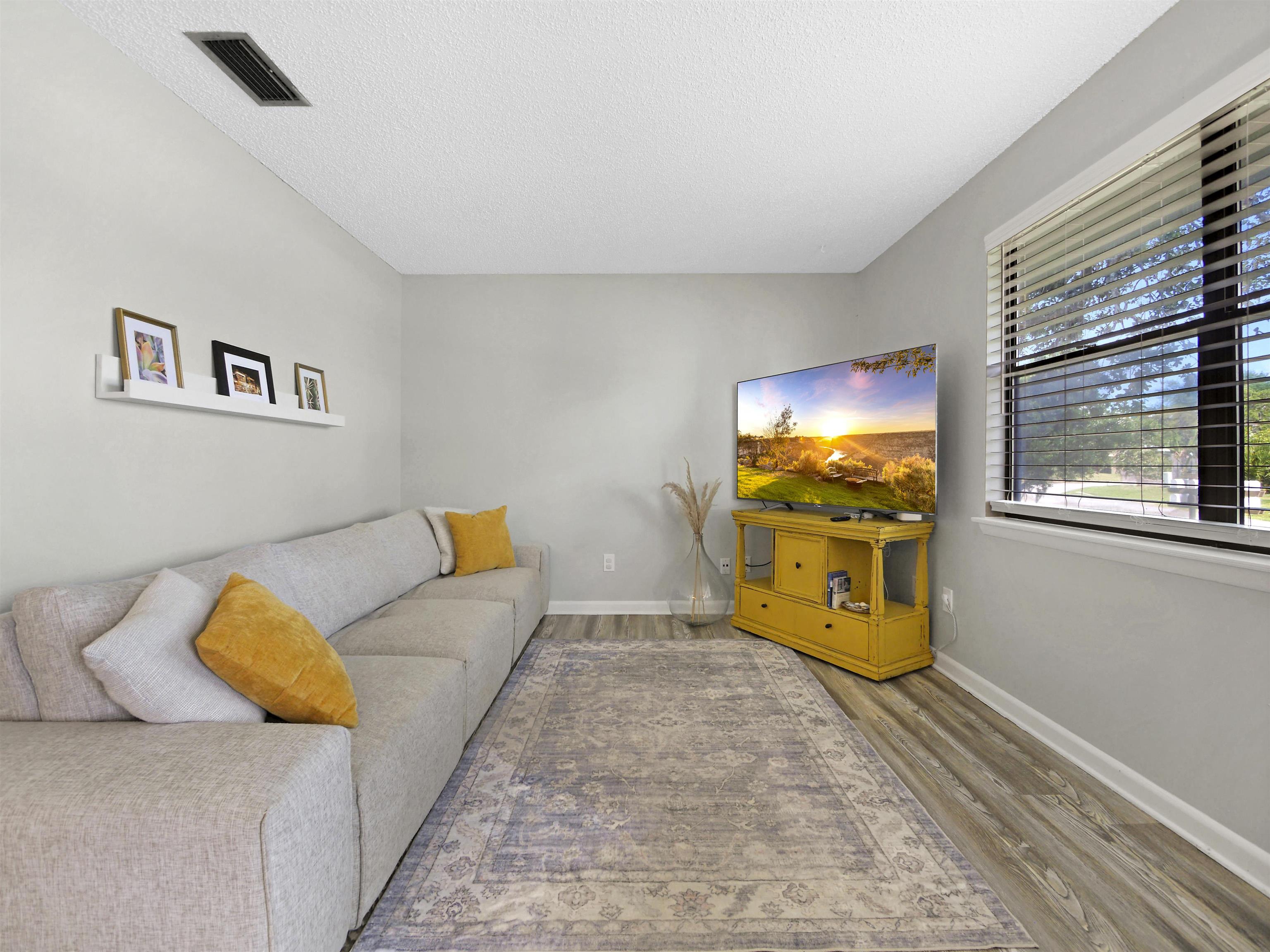 Image 6 of 26 For 129 Rio Del Mar Street  C