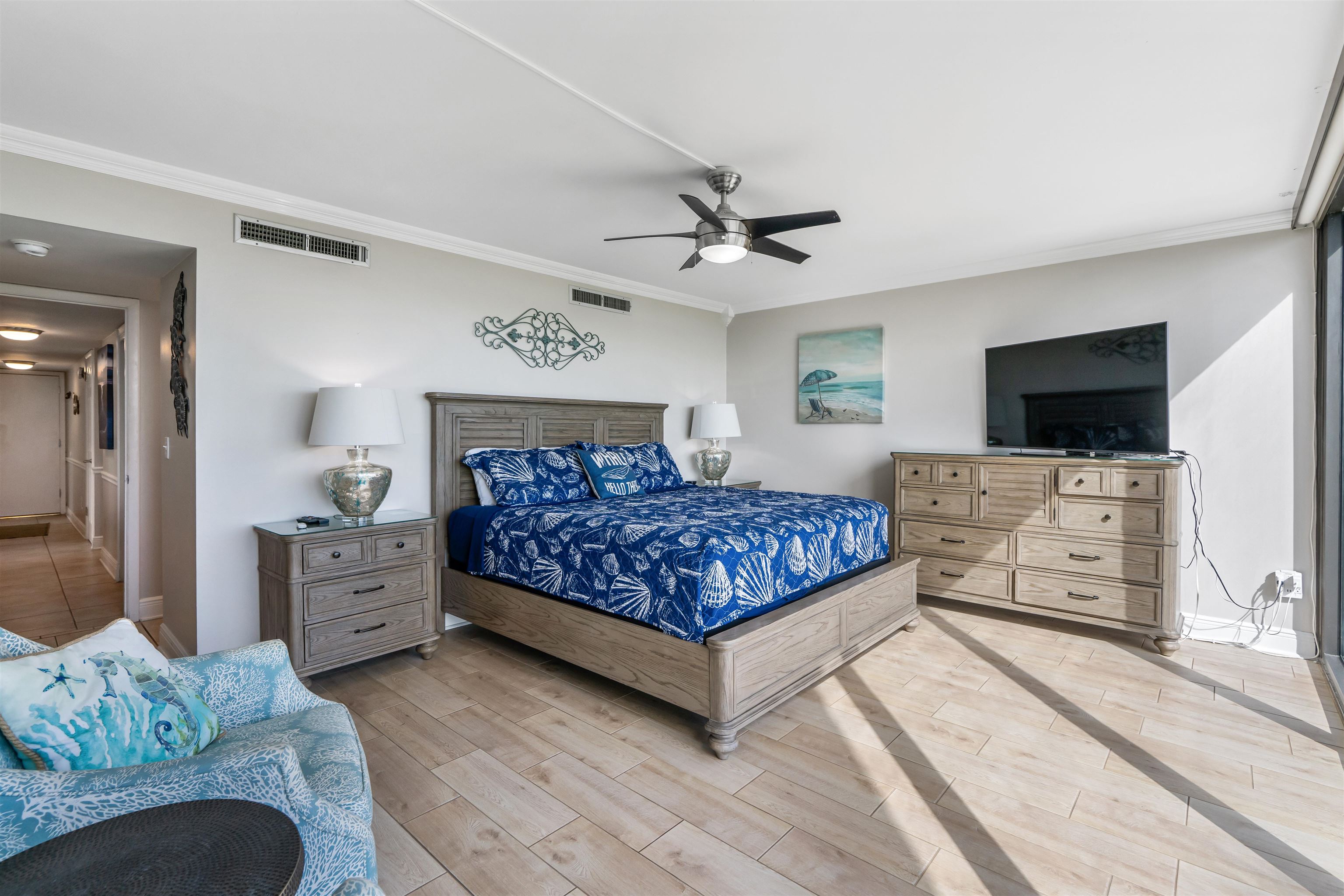 Image 16 of 69 For 2 Dondanville Rd  207