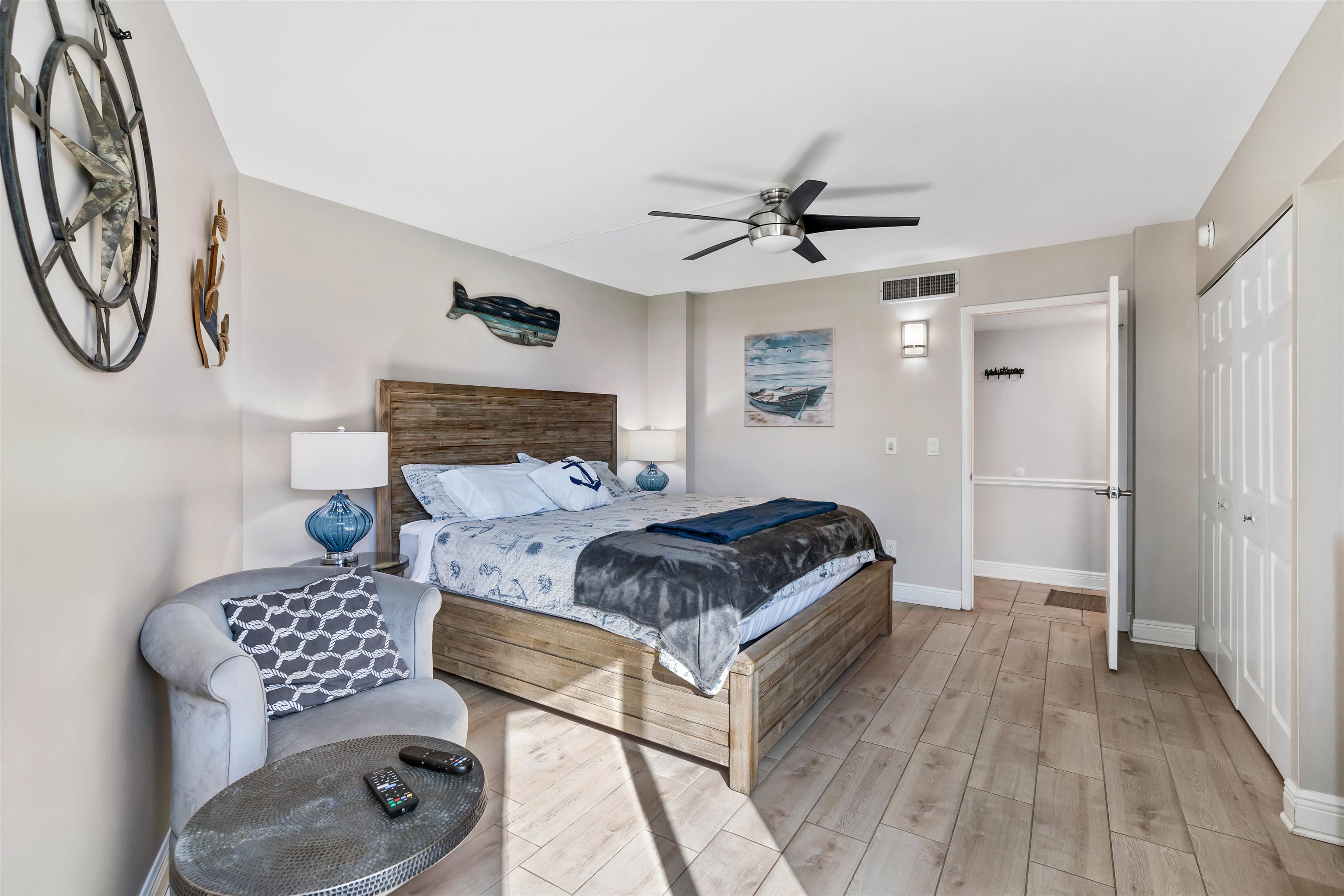 Image 31 of 69 For 2 Dondanville Rd  207