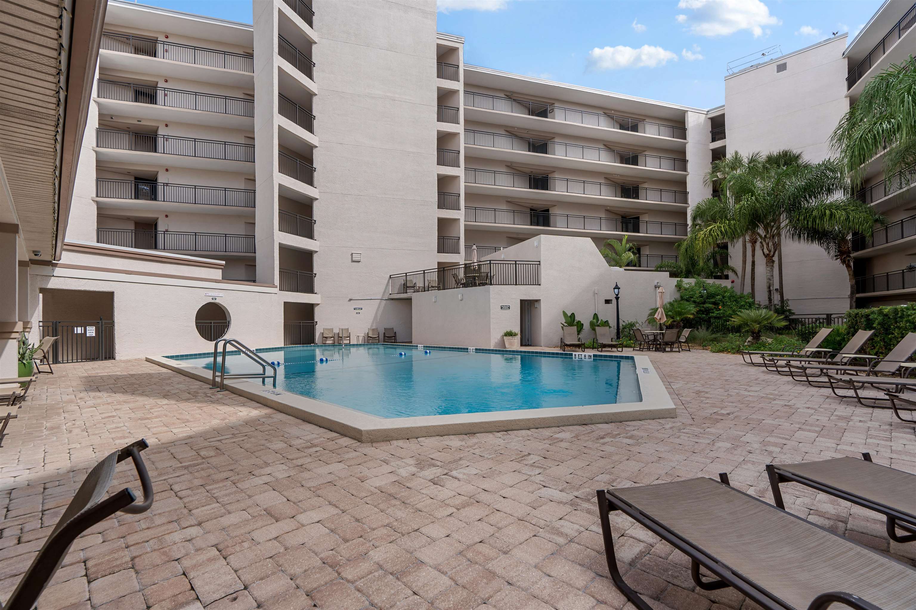 Image 53 of 69 For 2 Dondanville Rd  207