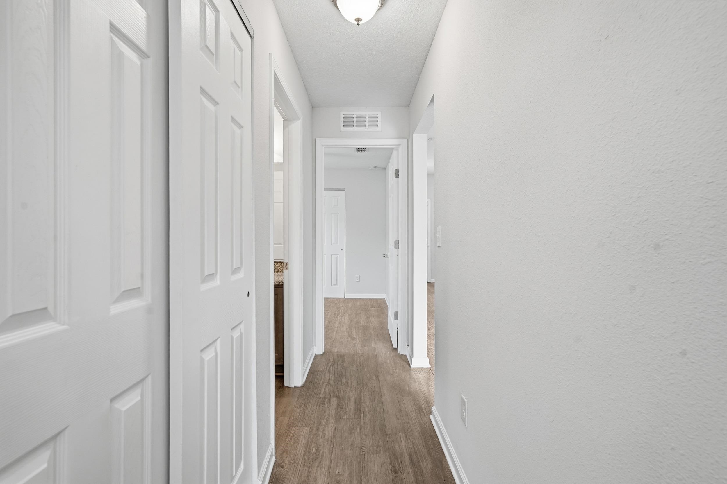 Image 21 of 33 For 8772 Kaye Ln