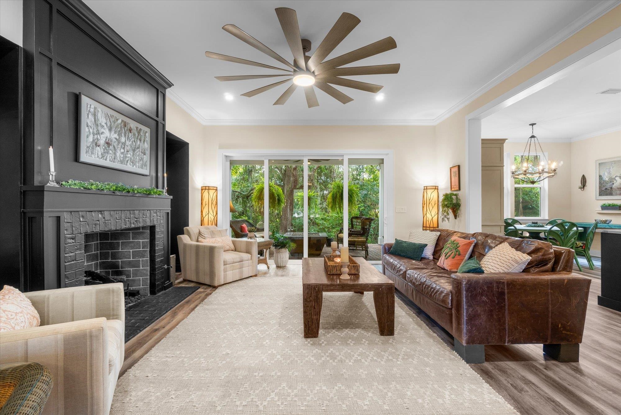 Image 13 of 68 For 29318 Grandview Manor