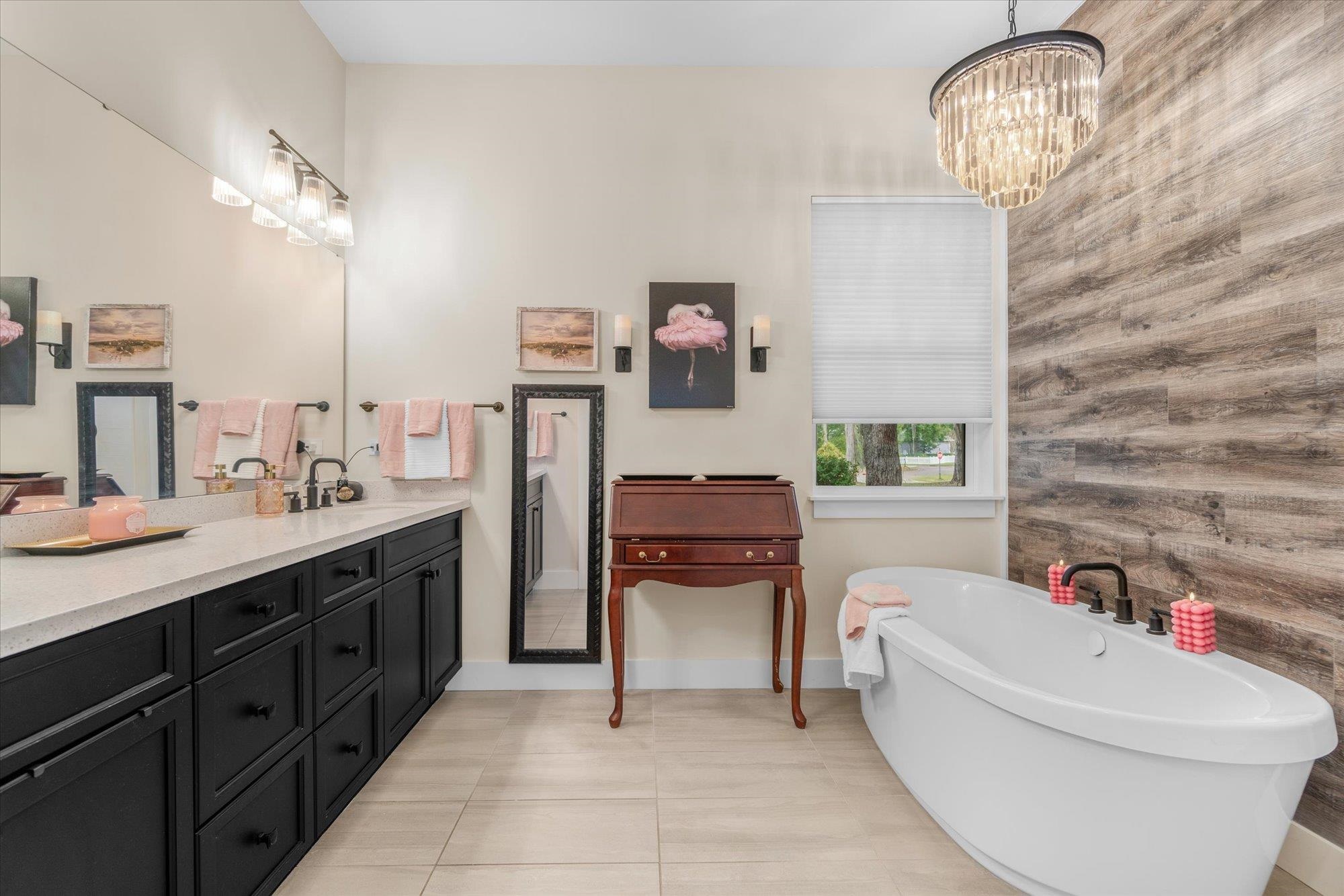 Image 29 of 68 For 29318 Grandview Manor