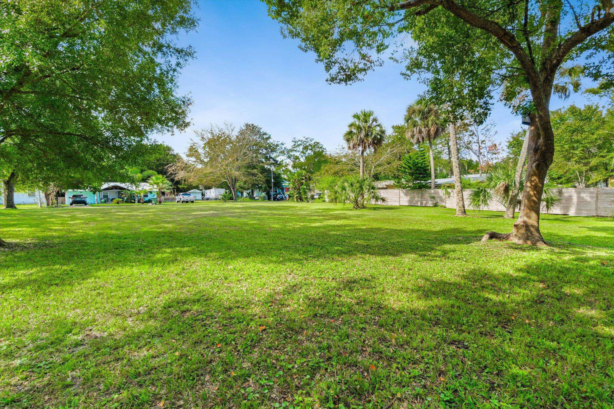 Image 15 of 43 For 29-27a Florida Avenue