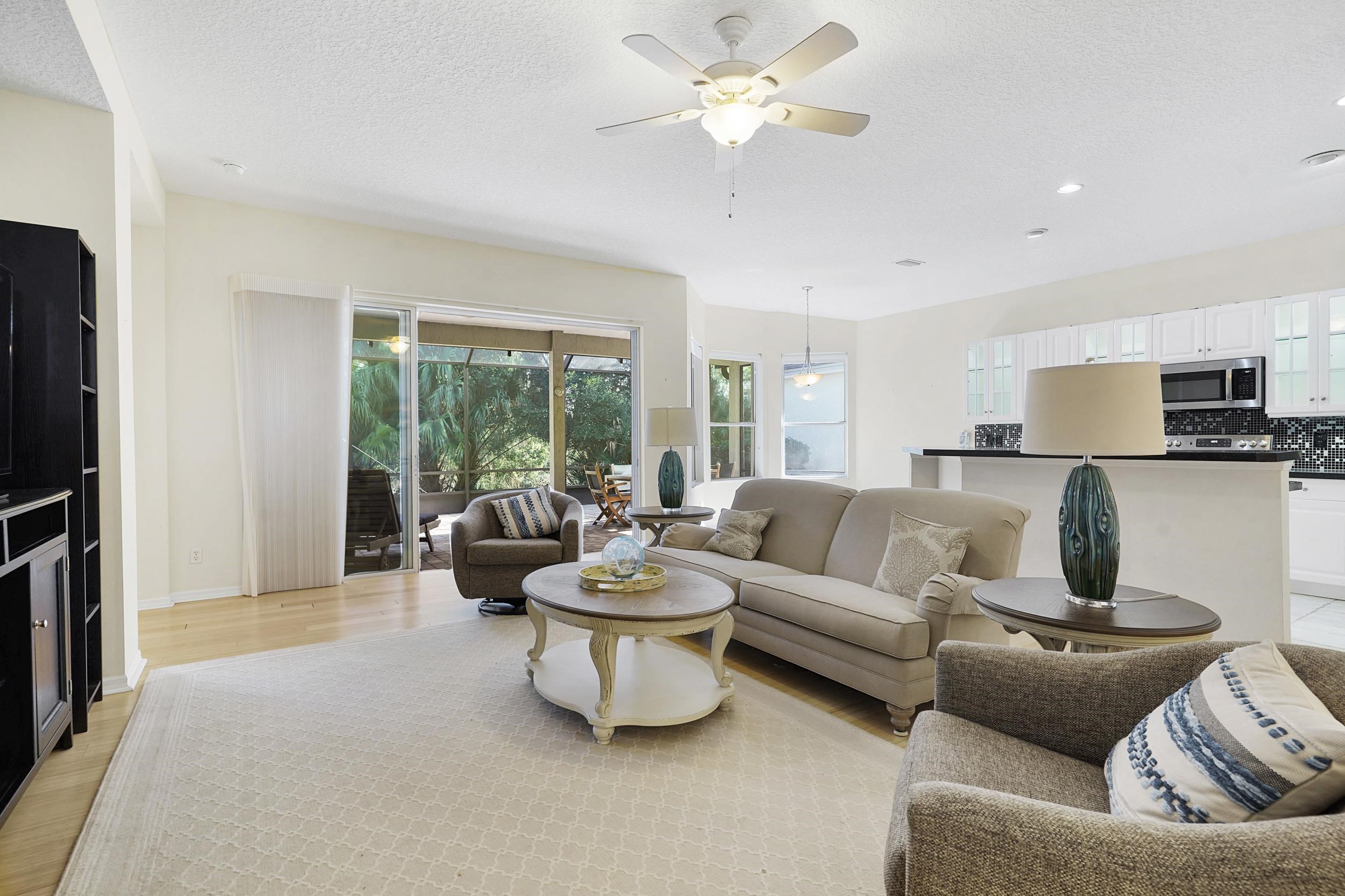 Image 15 of 36 For 624 Casa Fuerta Ln