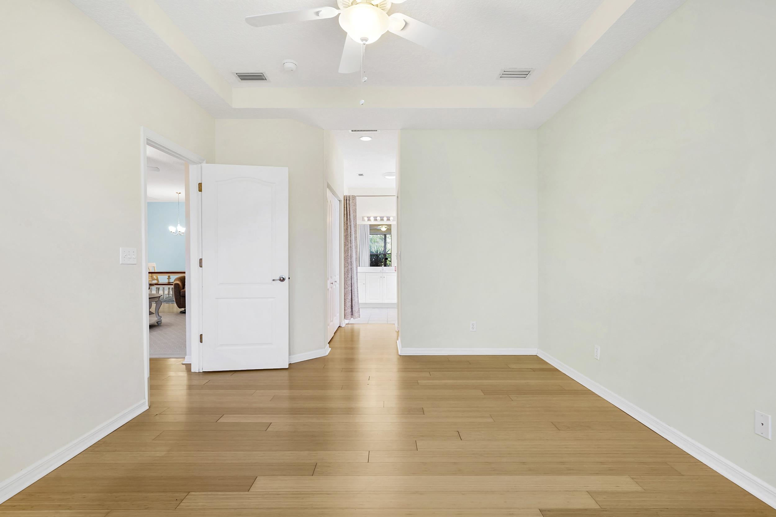 Image 20 of 36 For 624 Casa Fuerta Ln