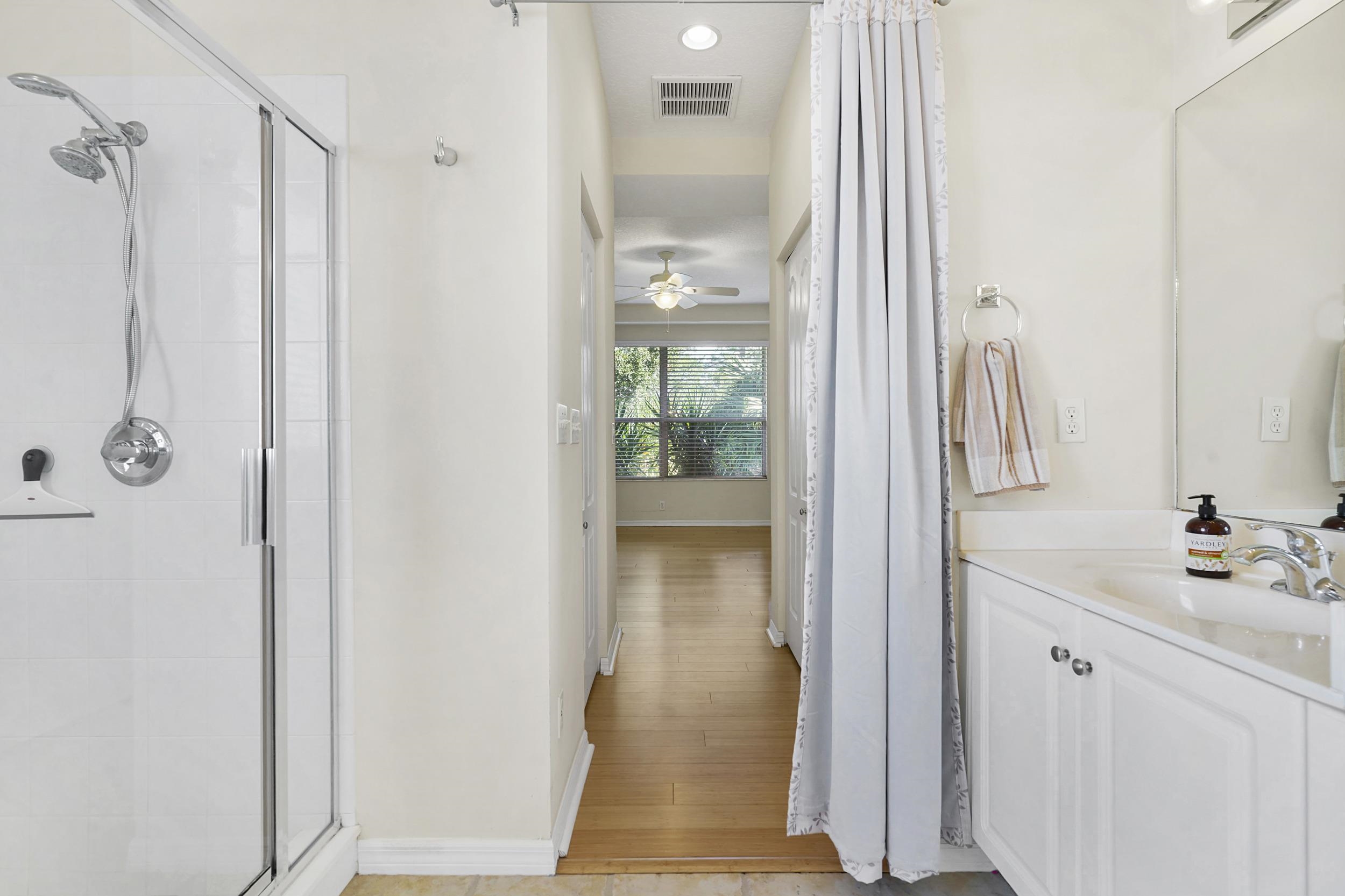 Image 22 of 36 For 624 Casa Fuerta Ln