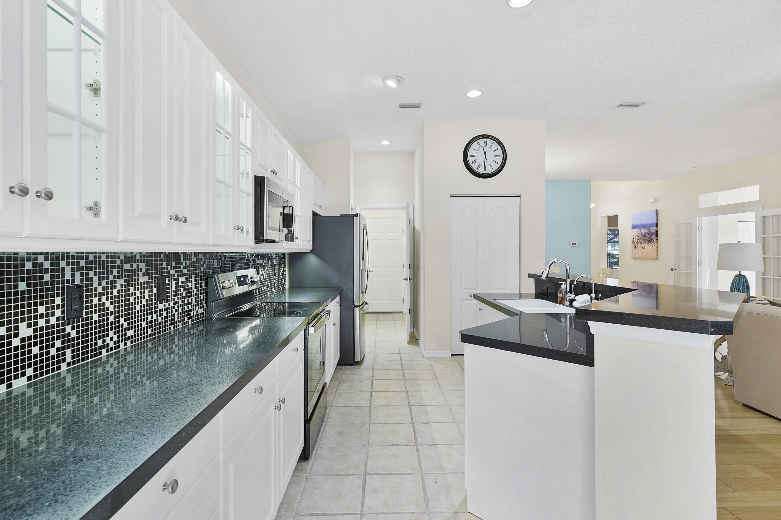 Image 24 of 36 For 624 Casa Fuerta Ln