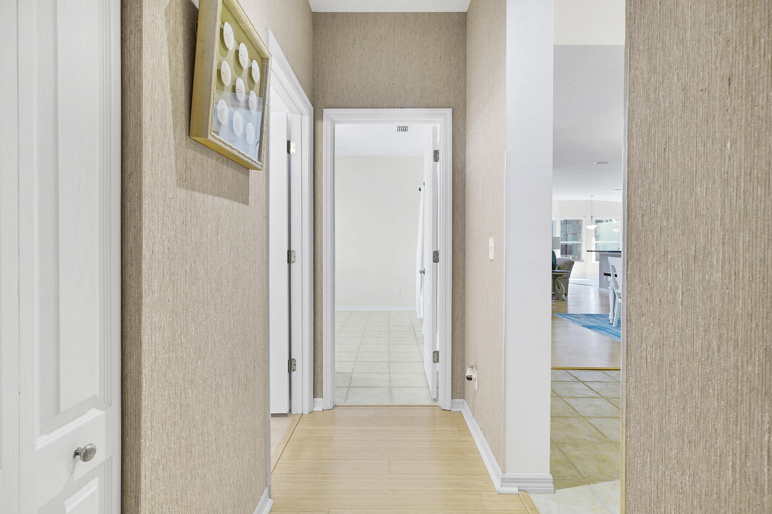 Image 7 of 36 For 624 Casa Fuerta Ln