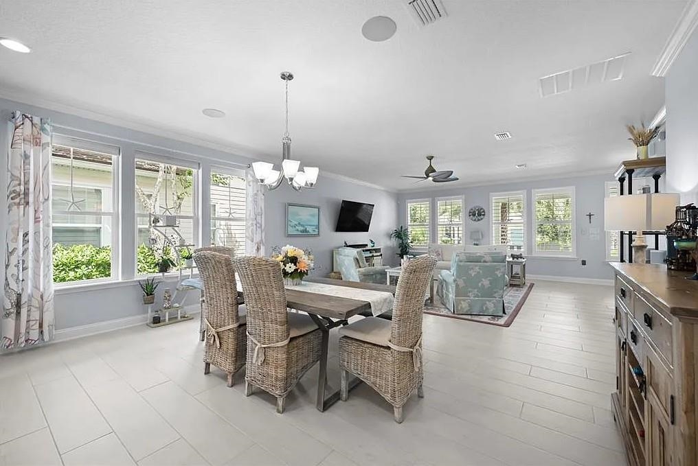 Image 16 of 50 For 31 Hidden Treasure Dr