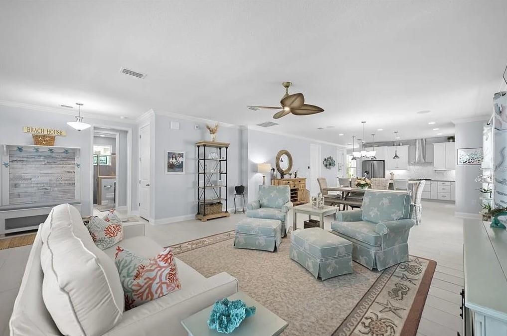 Image 4 of 50 For 31 Hidden Treasure Dr