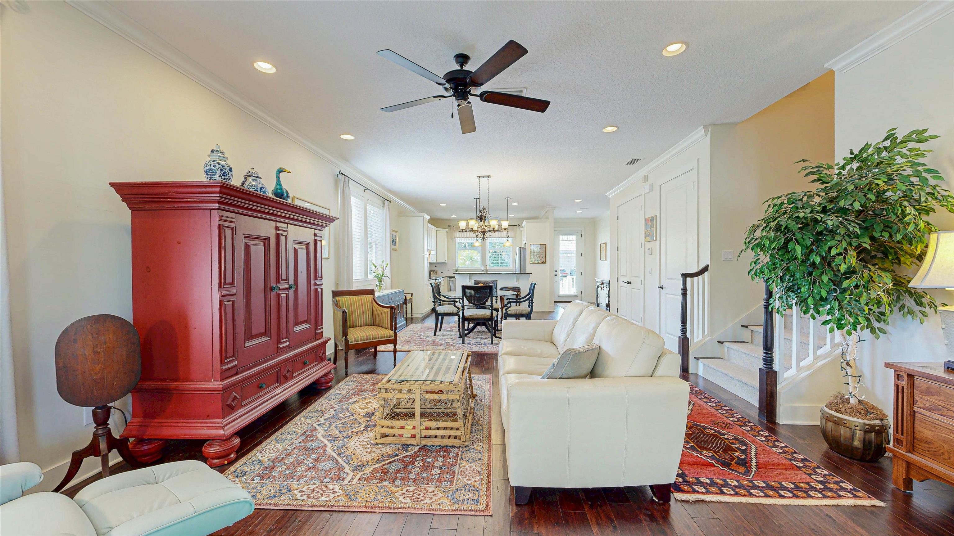 Image 11 of 39 For 200 12th St  