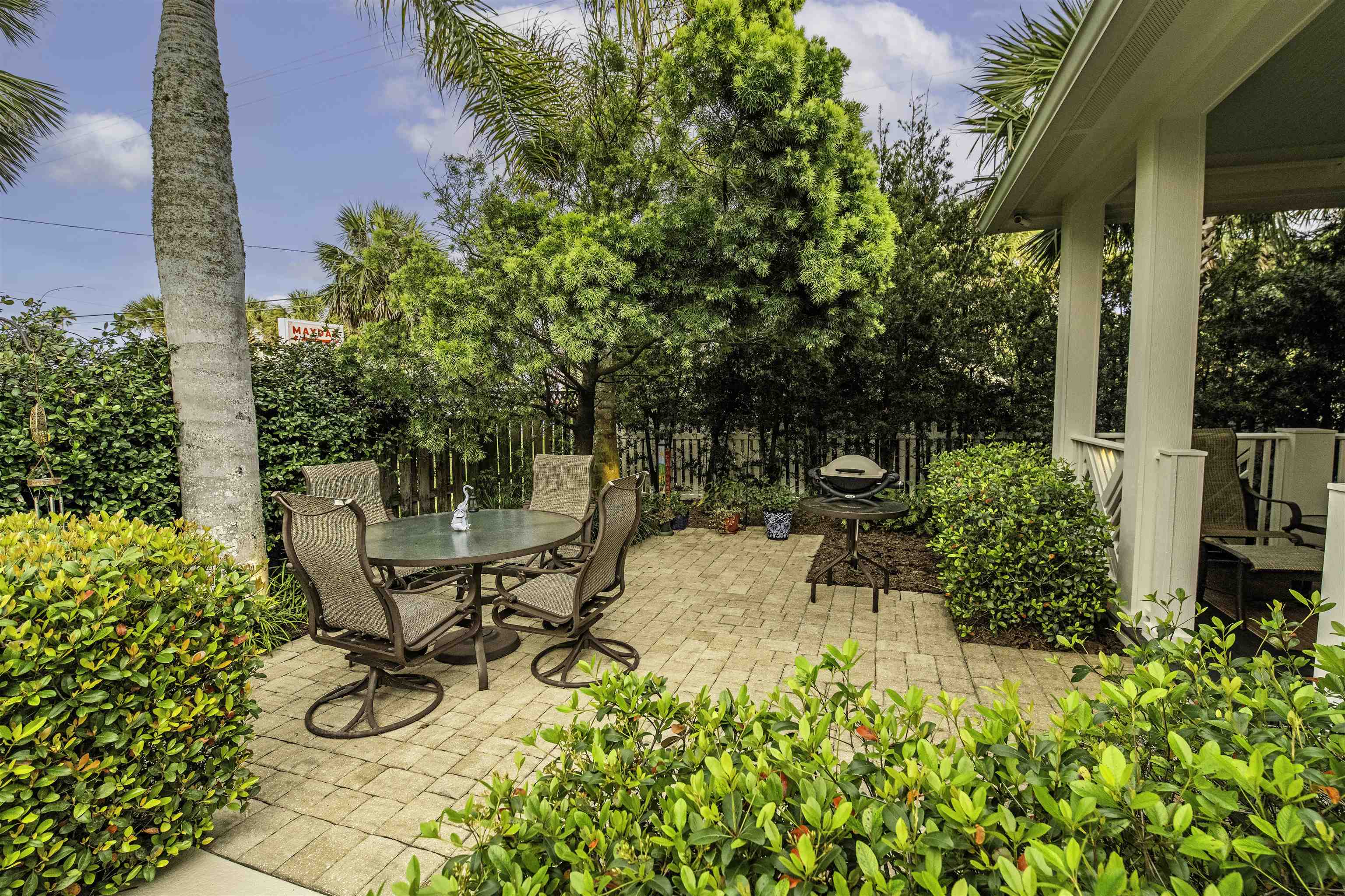 Image 38 of 39 For 200 12th St  