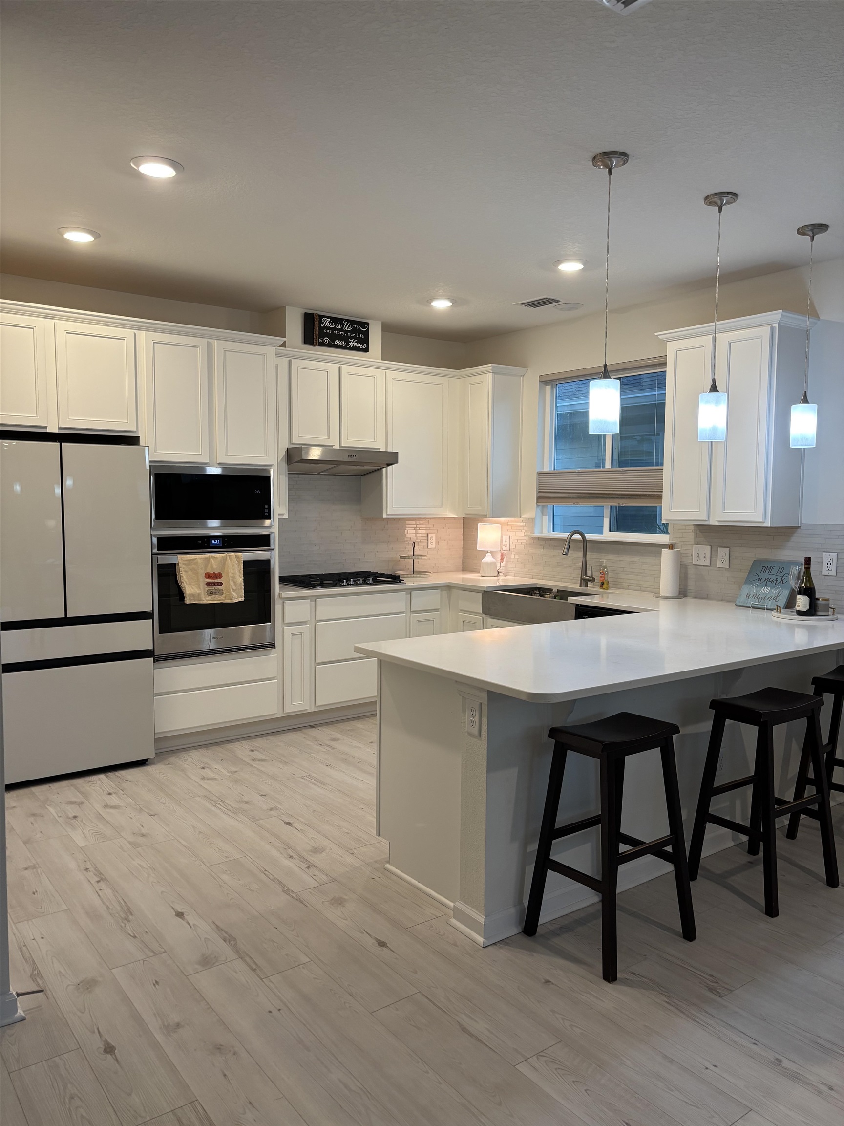 Image 4 of 39 For 358 Rambling Brook Trail