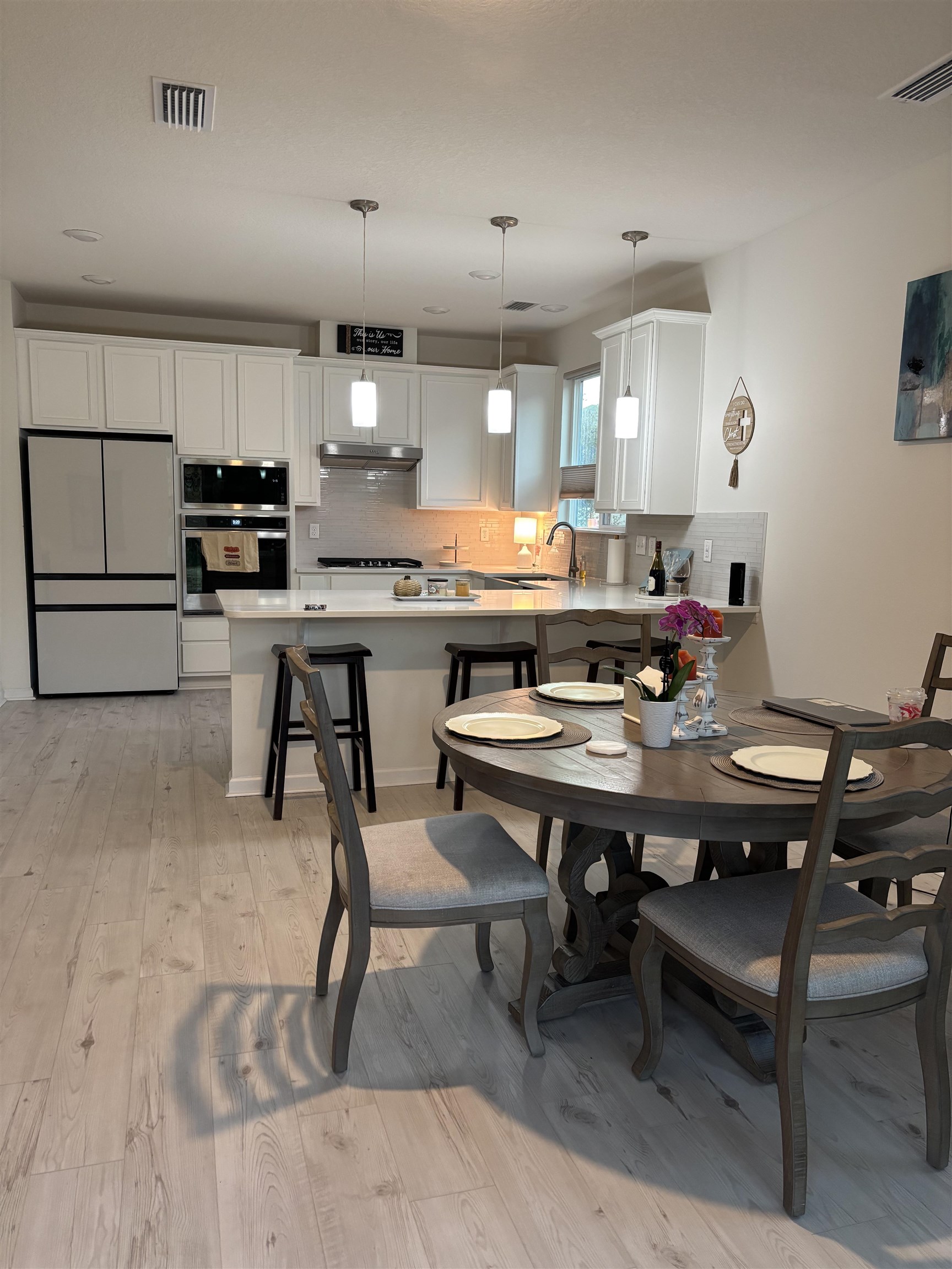 Image 5 of 39 For 358 Rambling Brook Trail