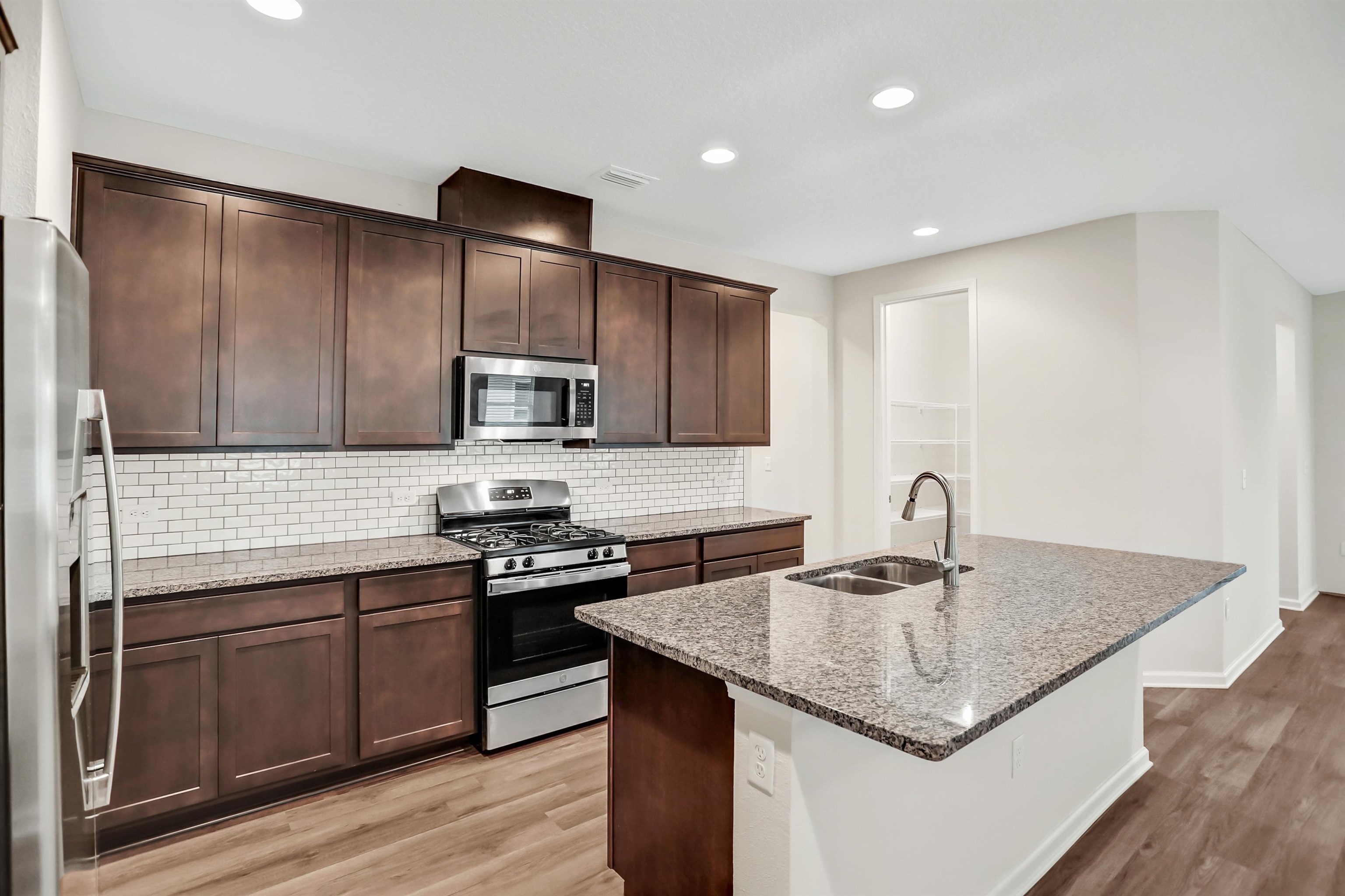 Image 2 of 30 For 865 Honeycomb Trail