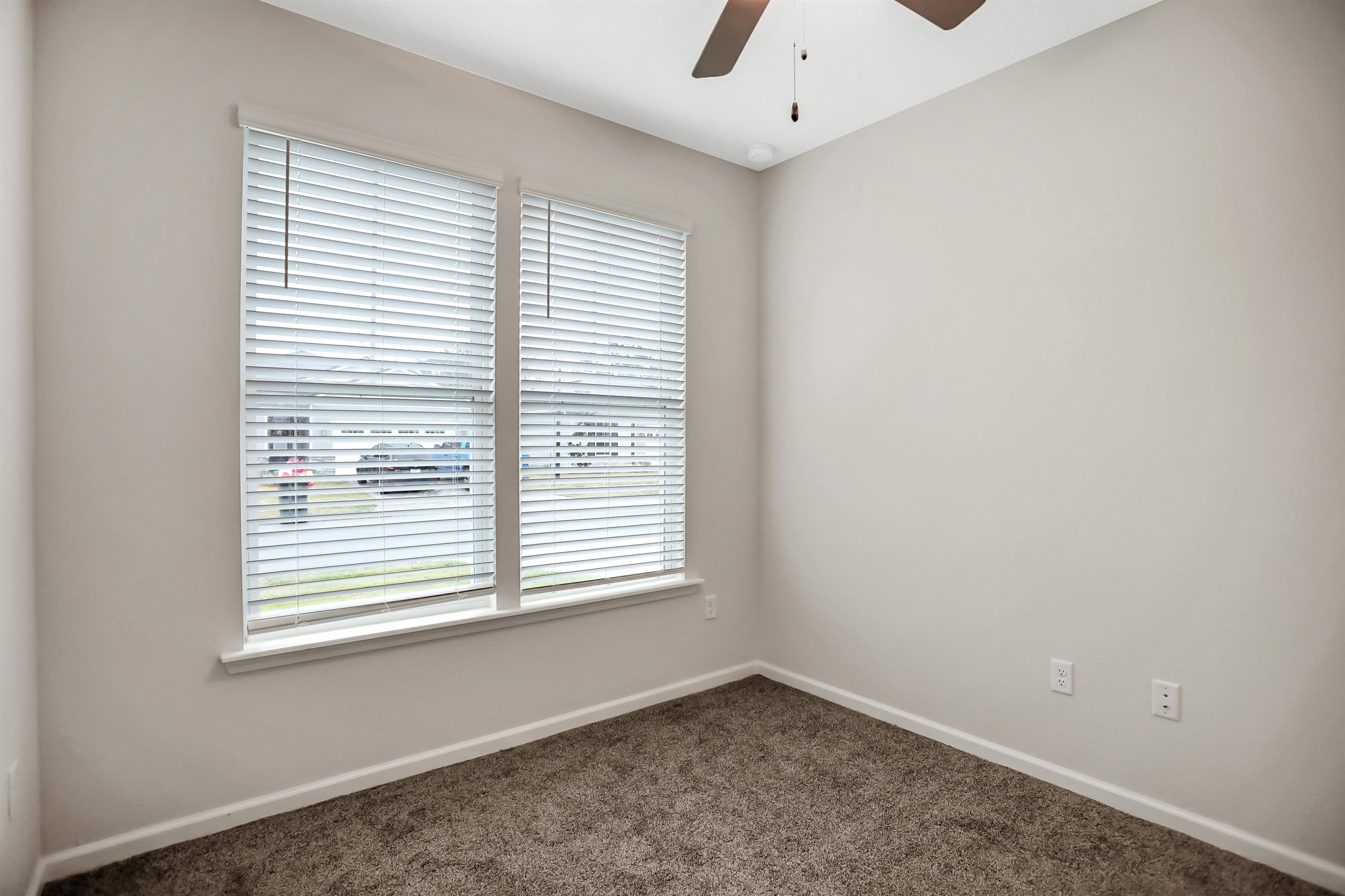 Image 21 of 30 For 865 Honeycomb Trail